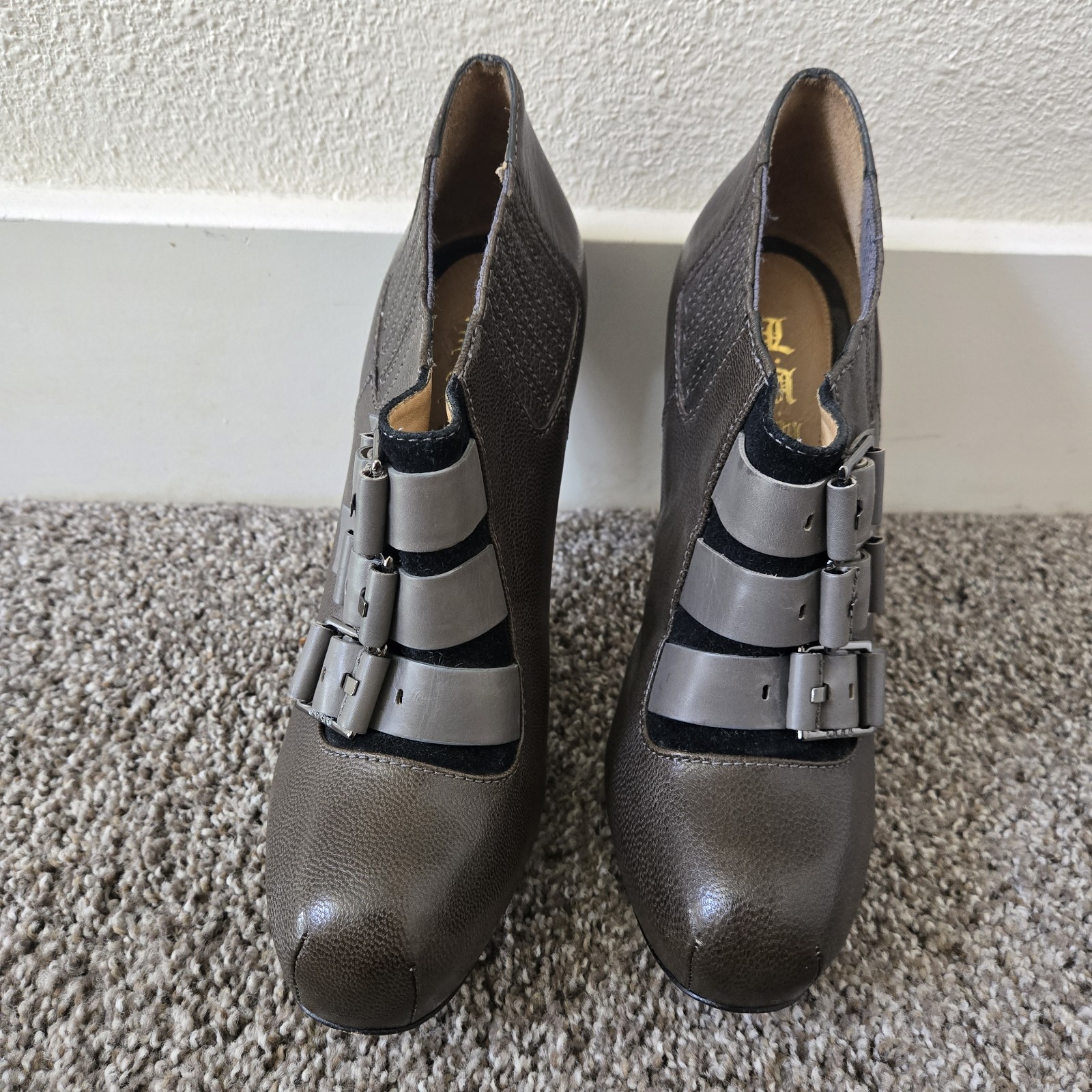 L.A.M.B. King Heeled Ankle Boots Women’s 7.5 Olive Gray Platform Gwen Stefani