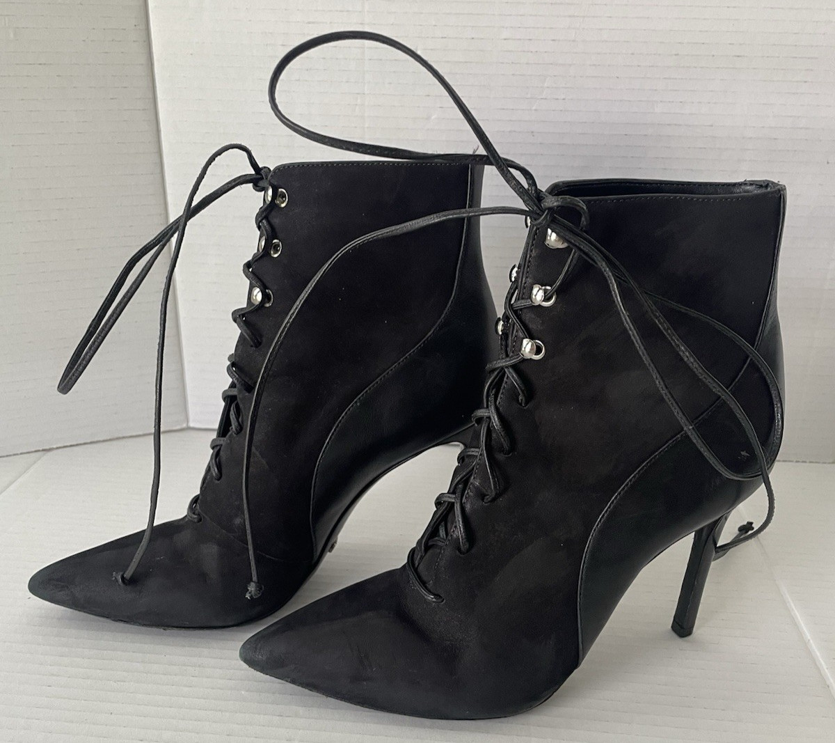 SCHUTZ Pointed Toe Lace-Up Bootie Black Suede Leather Stiletto Size US 8.5 EU 39
