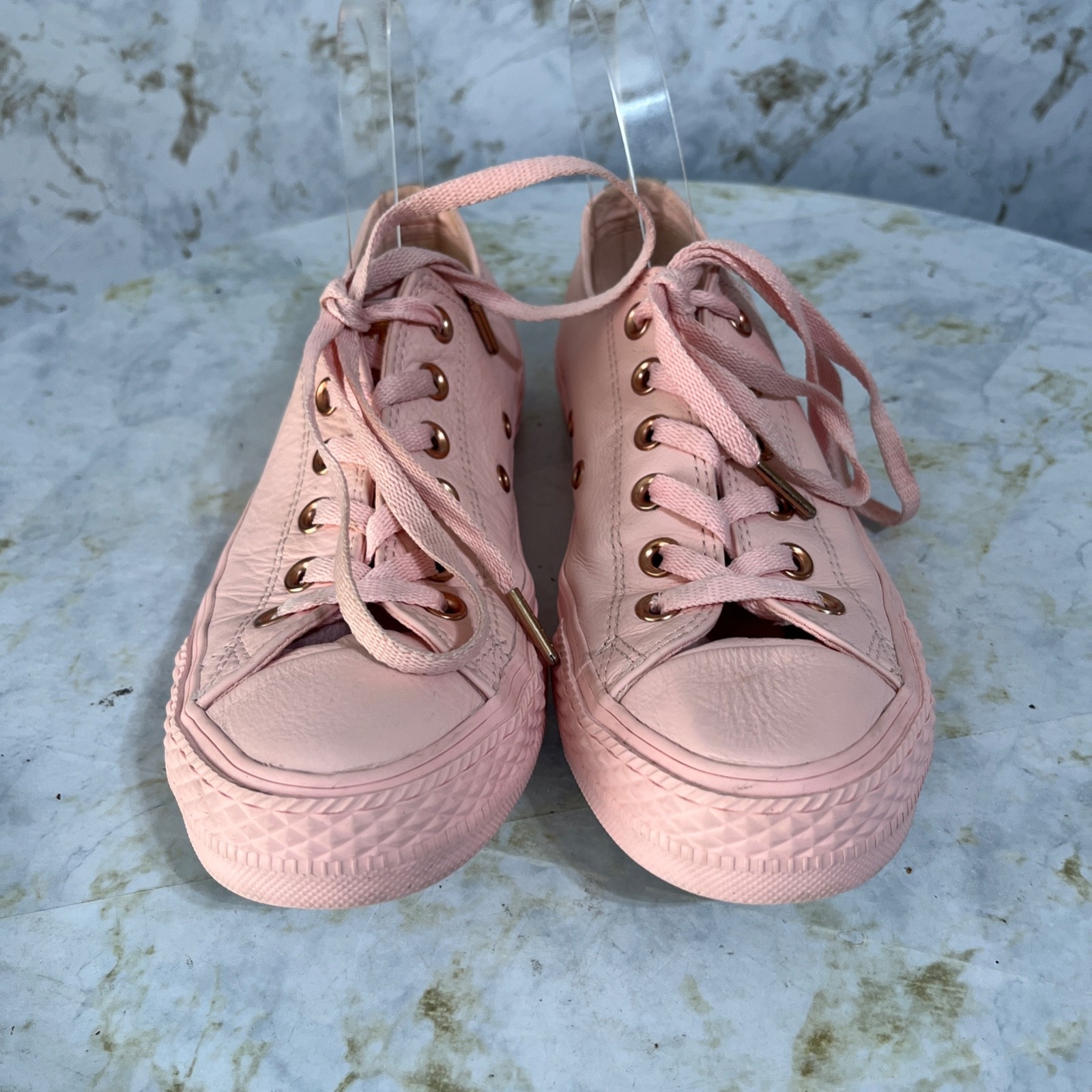 Converse All Star Chuck Taylor Womens Size 8 Shoes Pink Leather Low Top Sneakers