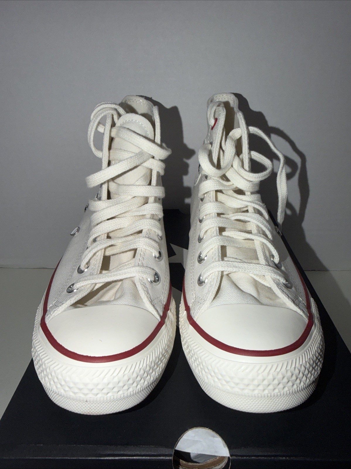 Converse Chuck Taylor All Star Valentine’s Day Hi Top Shoes A19055C Women’s 8.5