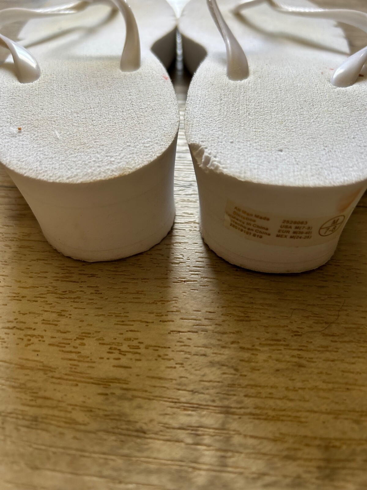 womens white wedge flip flop sandal size 7-8 1 and 1/2 in heel