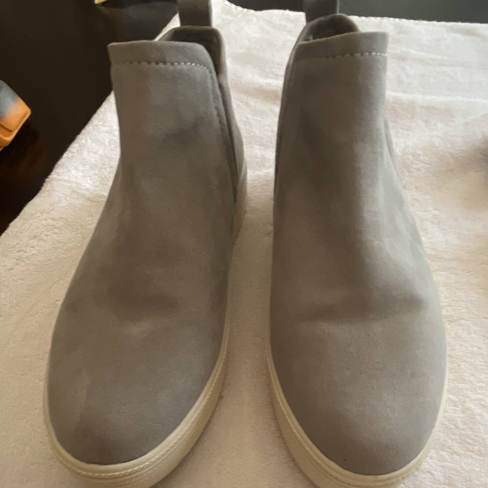 Dolce Vita Women’s Gray Leather Slip-On Ankle Booties Round Toe Size 6