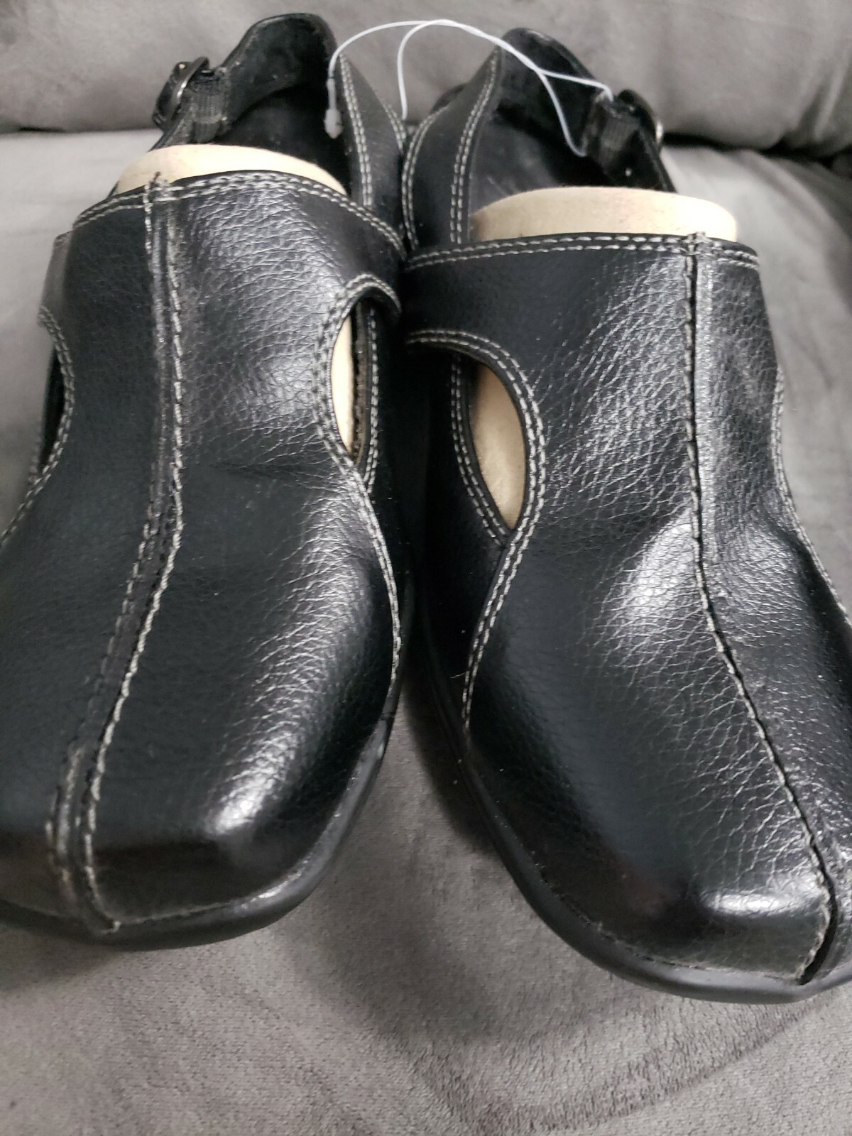 Easy Street Womens Size 7 wide man made Leather Upper Sling back flat comfort