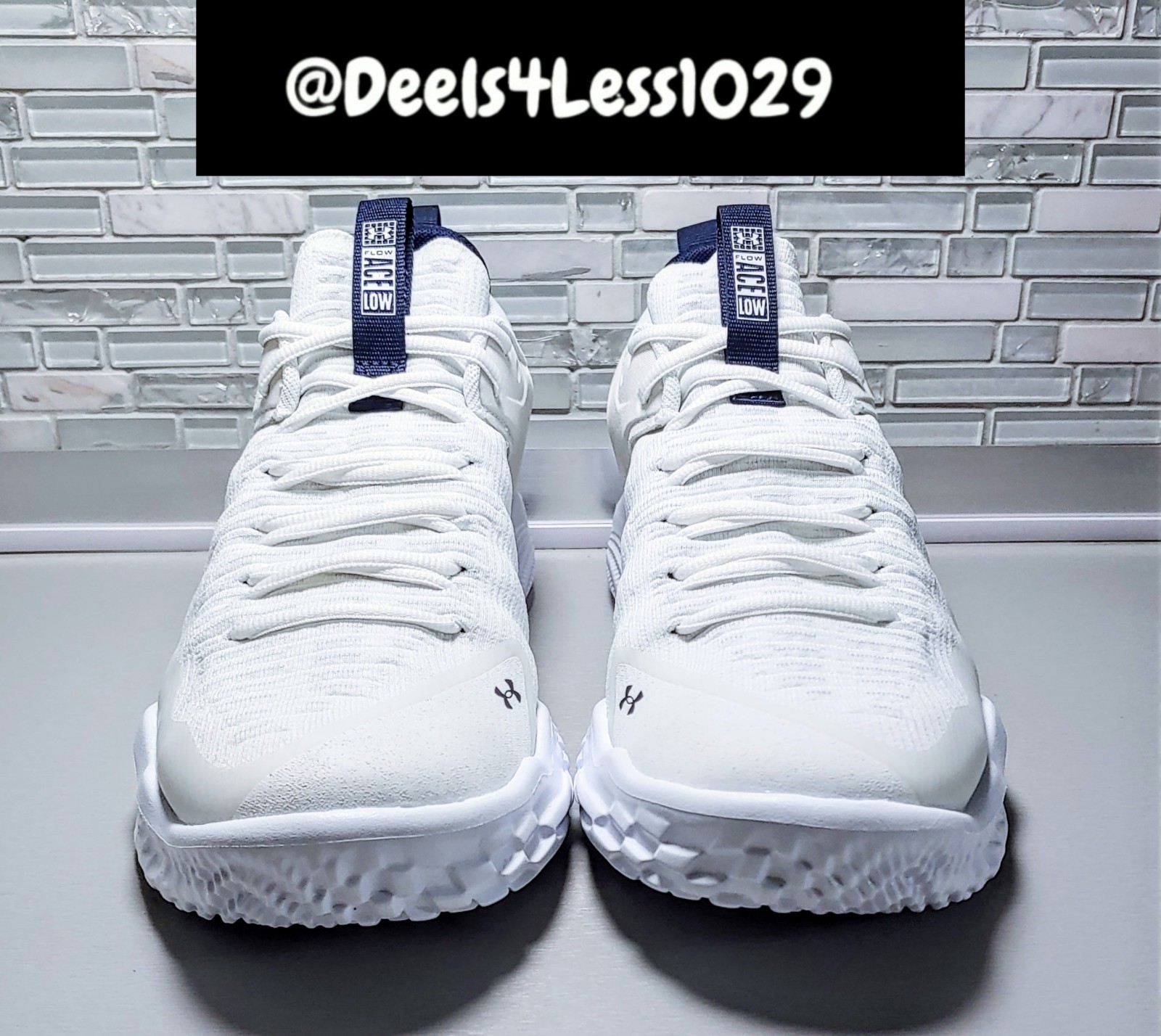 Under Armour Flow Ace Volleyball Womens Size 11.5/Mens 10 White Navy 3027084-101