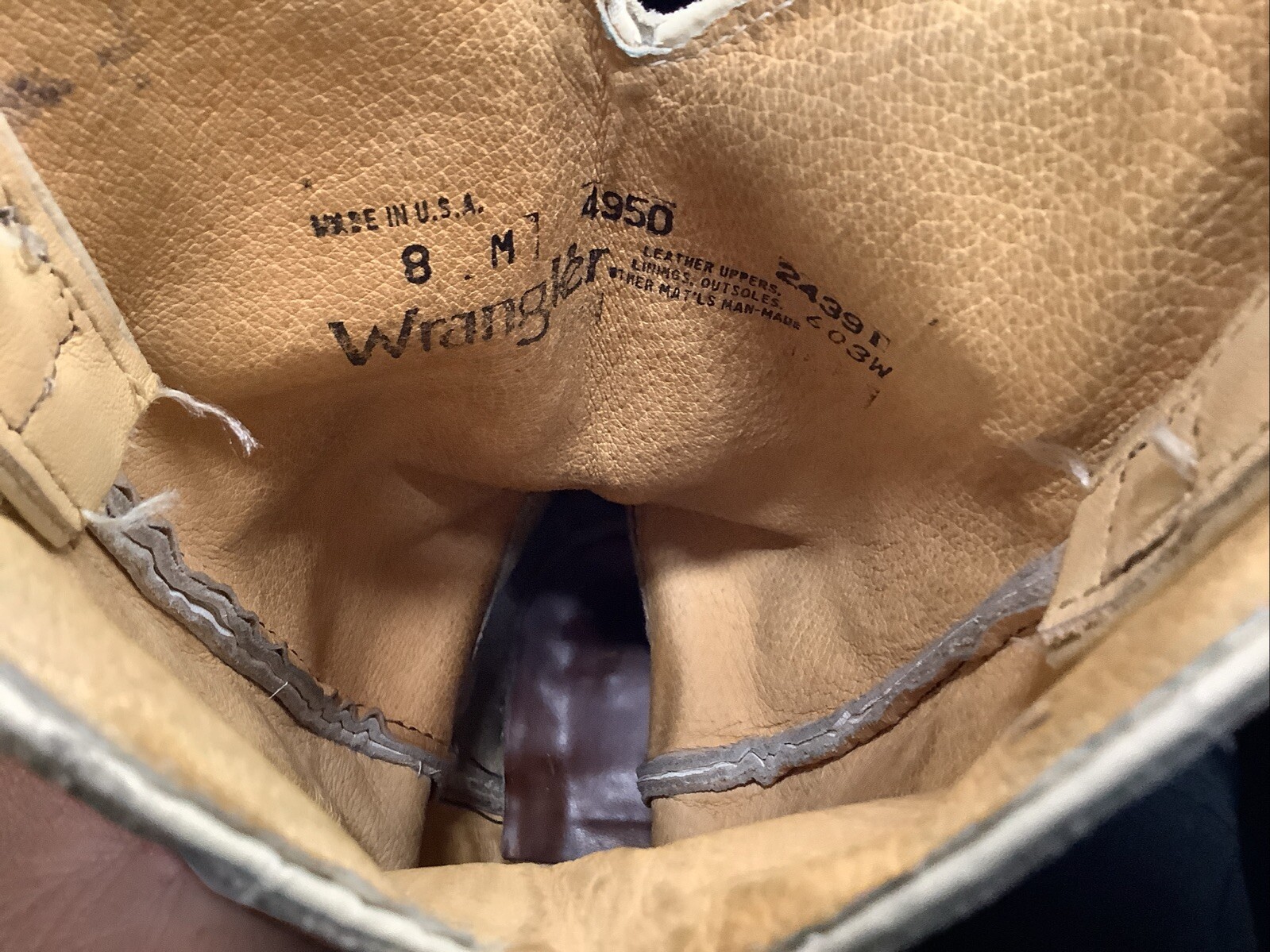 VTG WOMENS WRANGLER COWBOY IVORY BOOTS SIZE 8 M