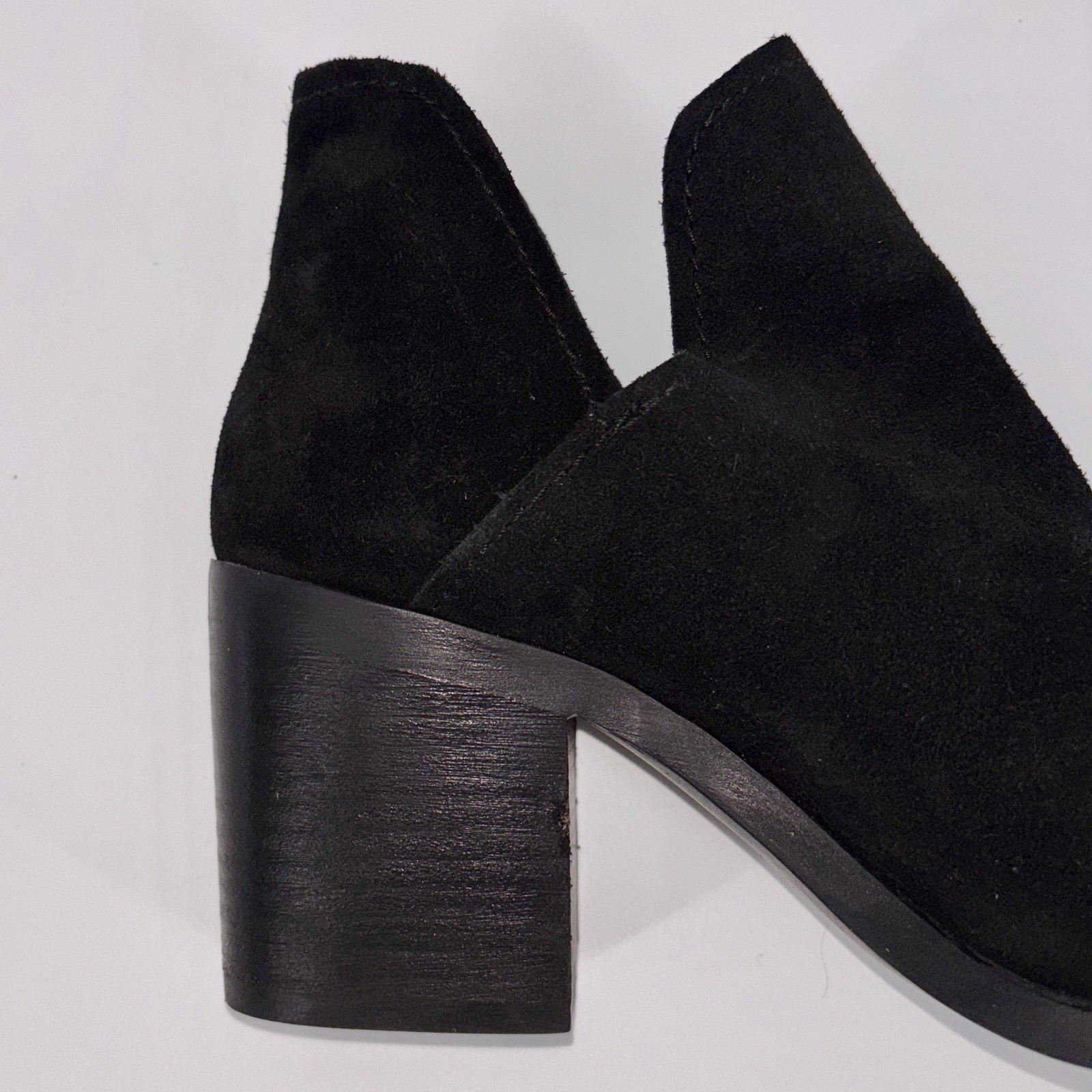 Steve Madden Prezzie Boots Booties Shooties 9.5 Black Suede Cut Outs Boho Artsy