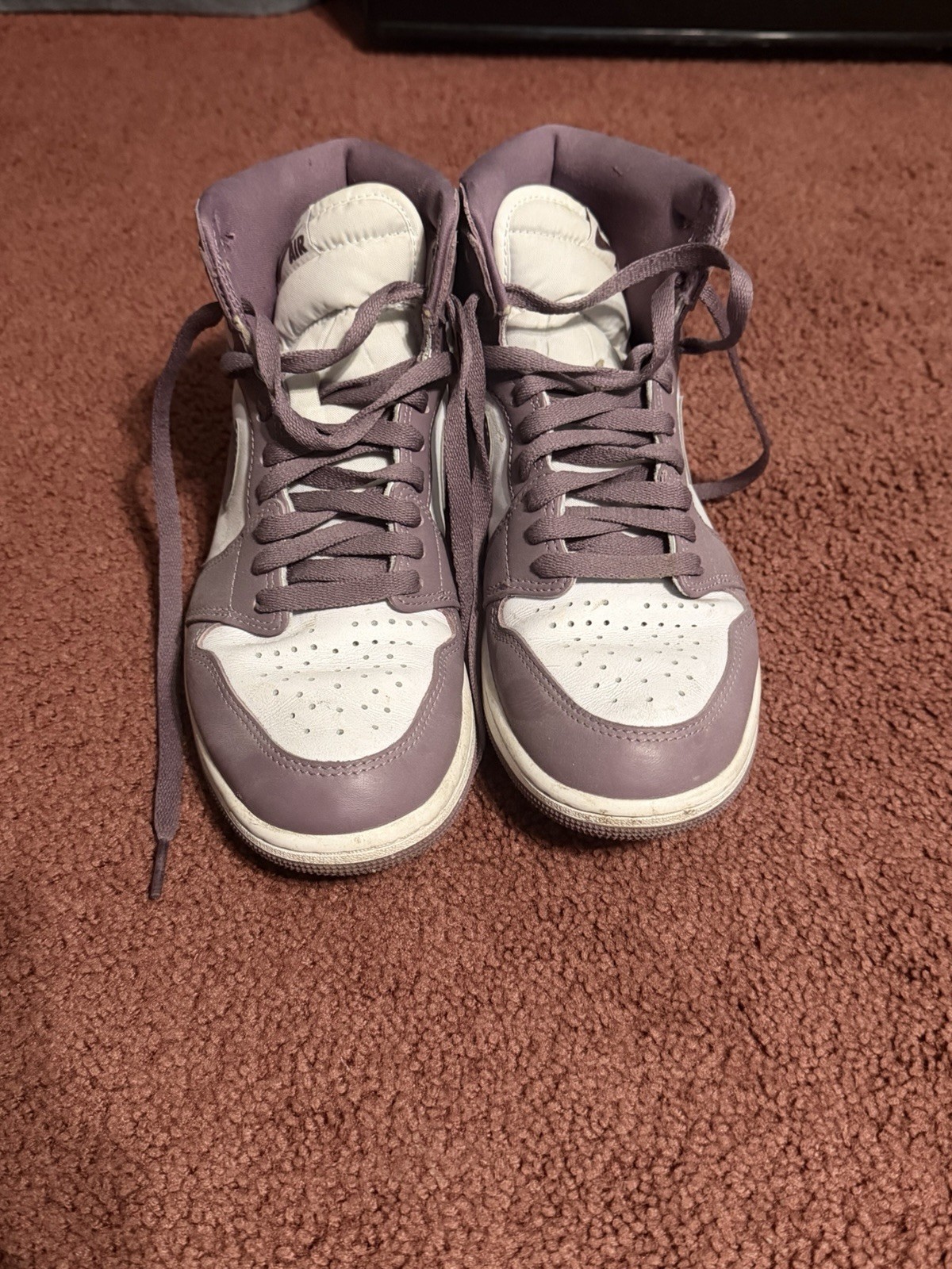 Nike Air Jordan Women’s Basketball Shoes Size 8
