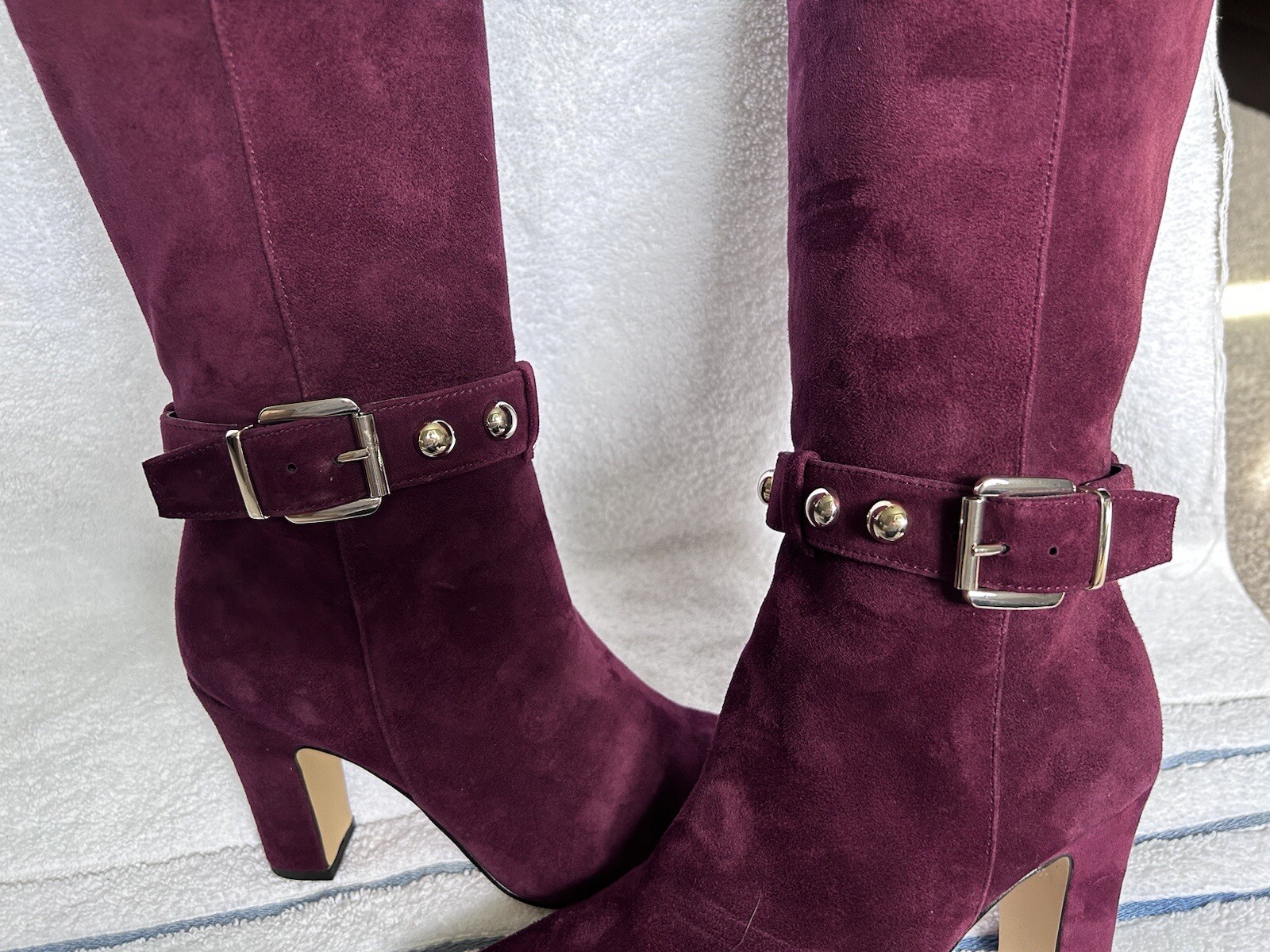 White House Black Market Suede Knee High Heeled Boots Wine Red Sz 6.5