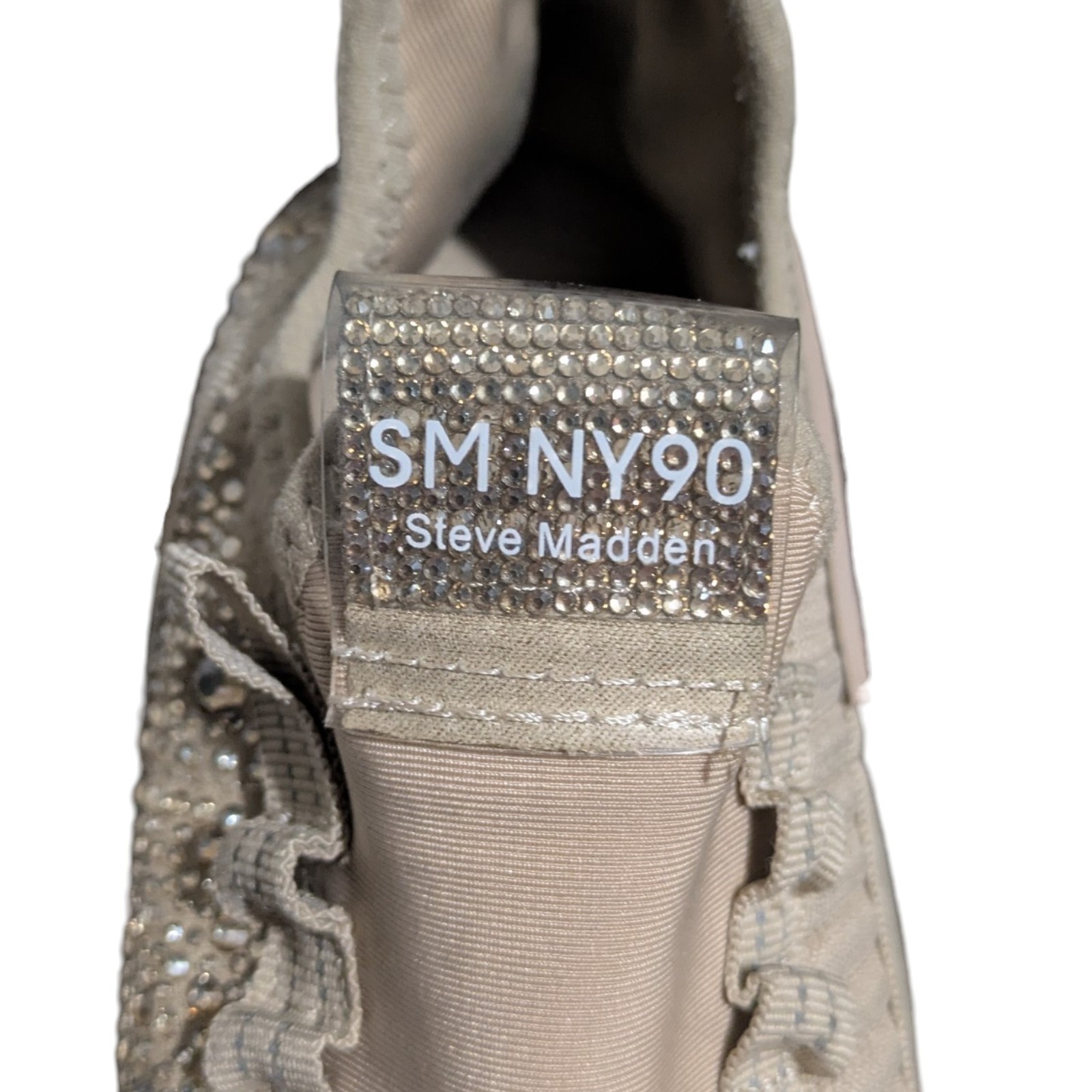 Steve Madden SM NY90 Rhinestone Knit Beige Gold Maxima Glitzy Women’s Size 8.5