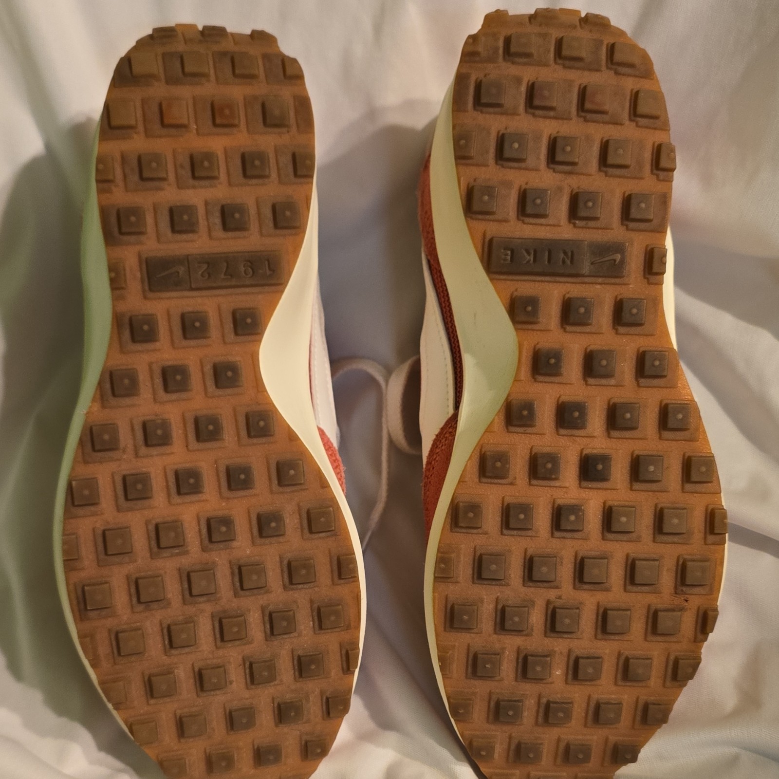 Nike Waffle Debut Vintage Adobe Sail Coconut Gum Sneakers DX2931-600 Womens Sz 8