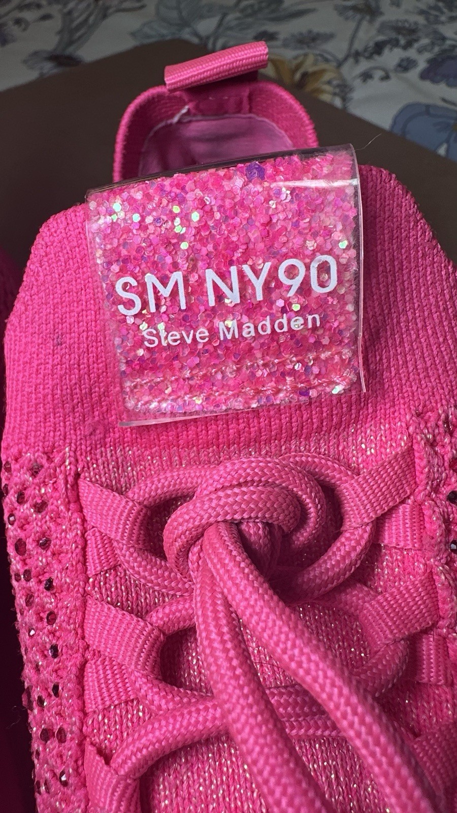 Steve Madden SM NY 90 Pink Sneakers Women’s Size 5M – Used