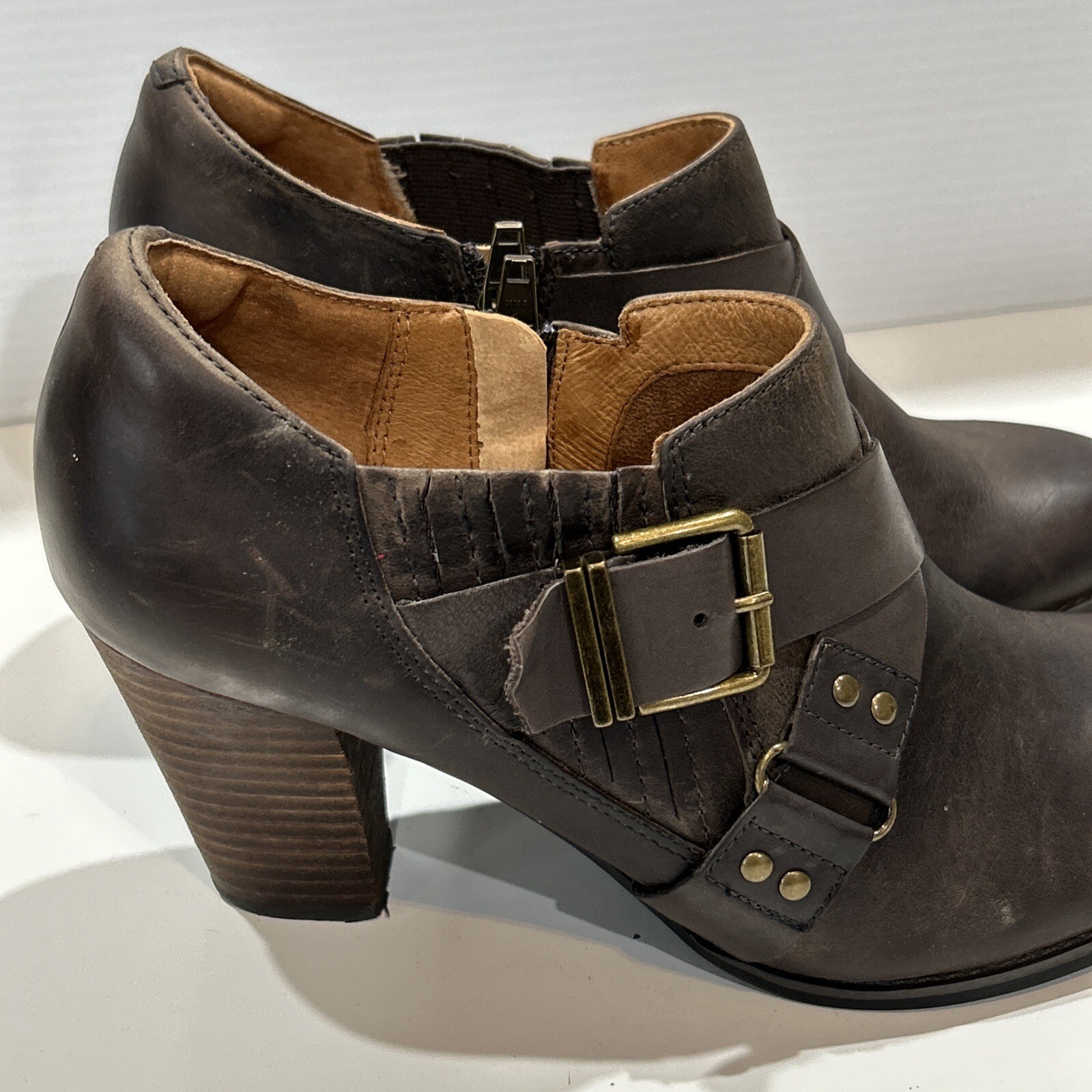 Clarks Indigo Brownish Gray Leather Moto Booties Heeled Ankle Boots Zip Women 9
