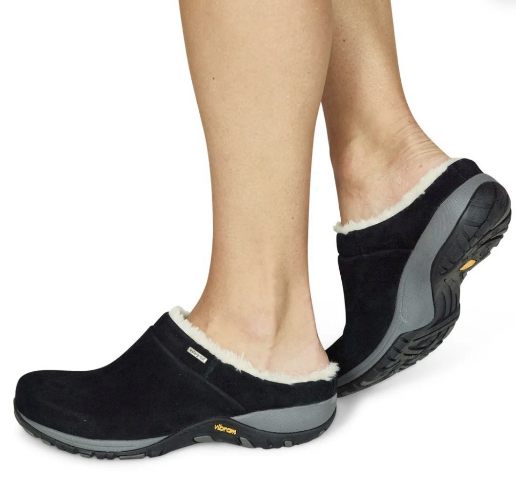 Dansko Parson Clogs Women’s 6.5 Black Suede Fur Lined Slip On Shoes Waterproof