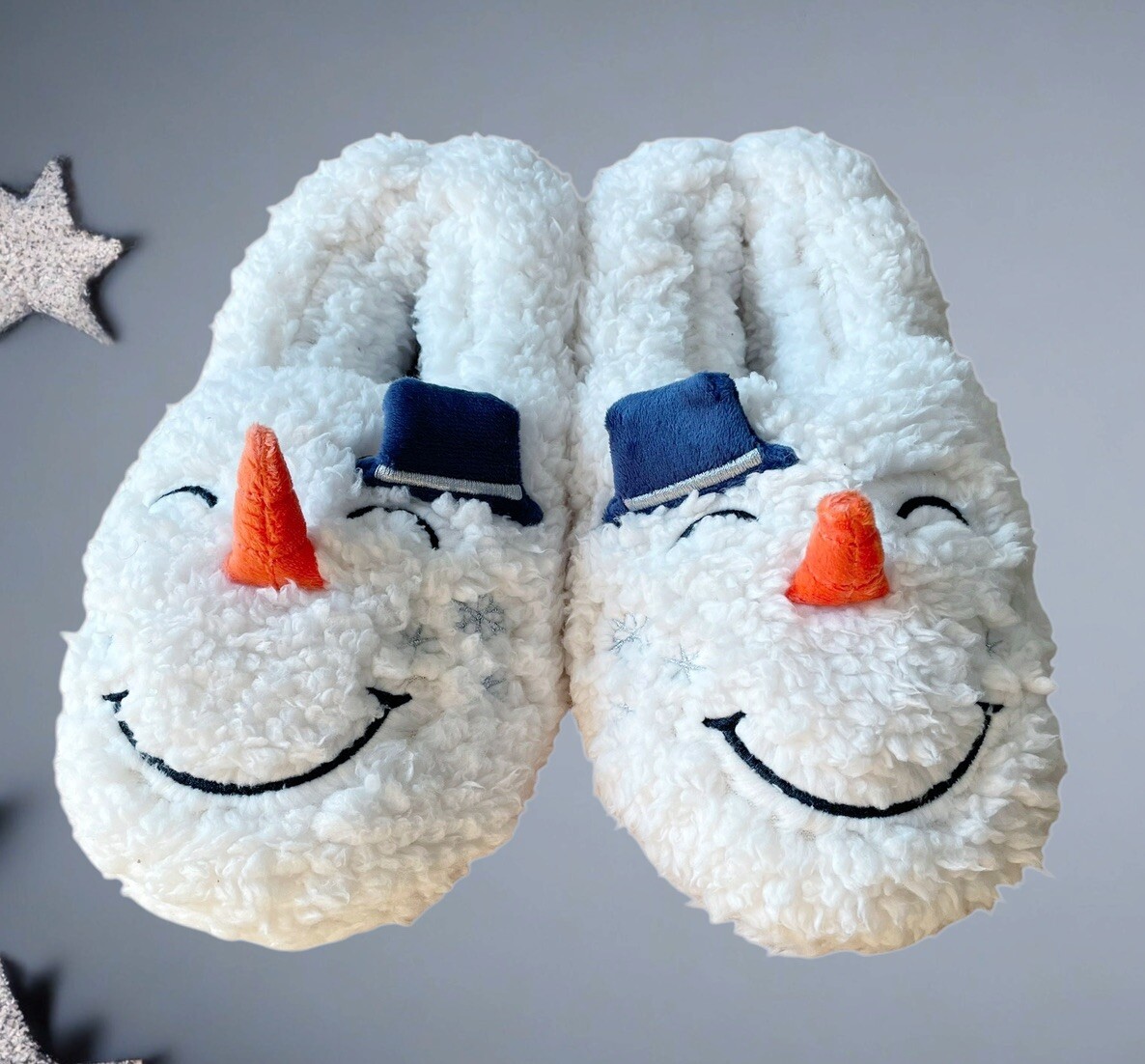 NWT Dearfoams Adult Unisex Snowman Closed-Back Slippers, W 11-12, M 9-10