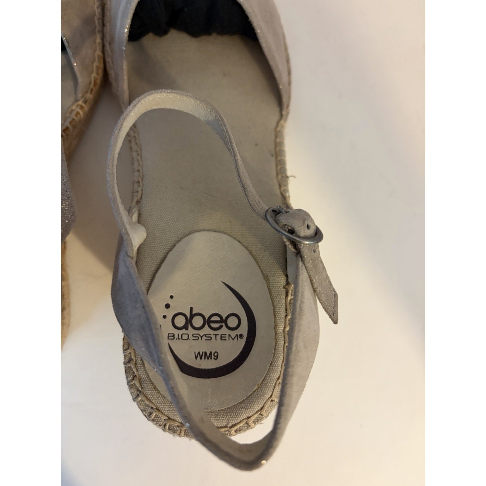 Abeo Dahlia Leather Metallic Beige Espadrille Wedge Sandal Bio System Size 9