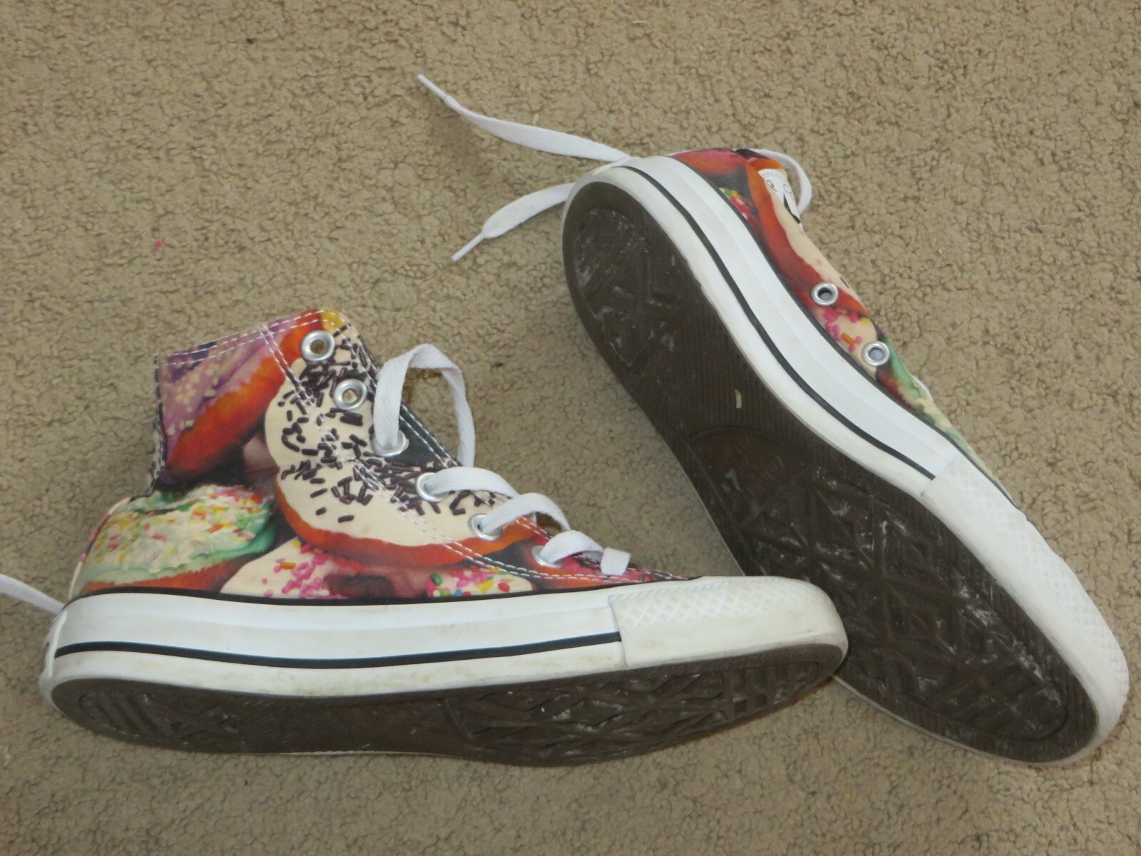 SO FUN Converse colorful donuts high top sneakers / shoes – mens 4 womens 6