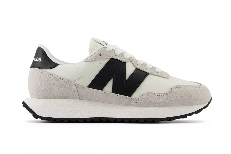 New Balance 237 Women’s Lifestyle Sneakers Light Gray Black Authentic NIB