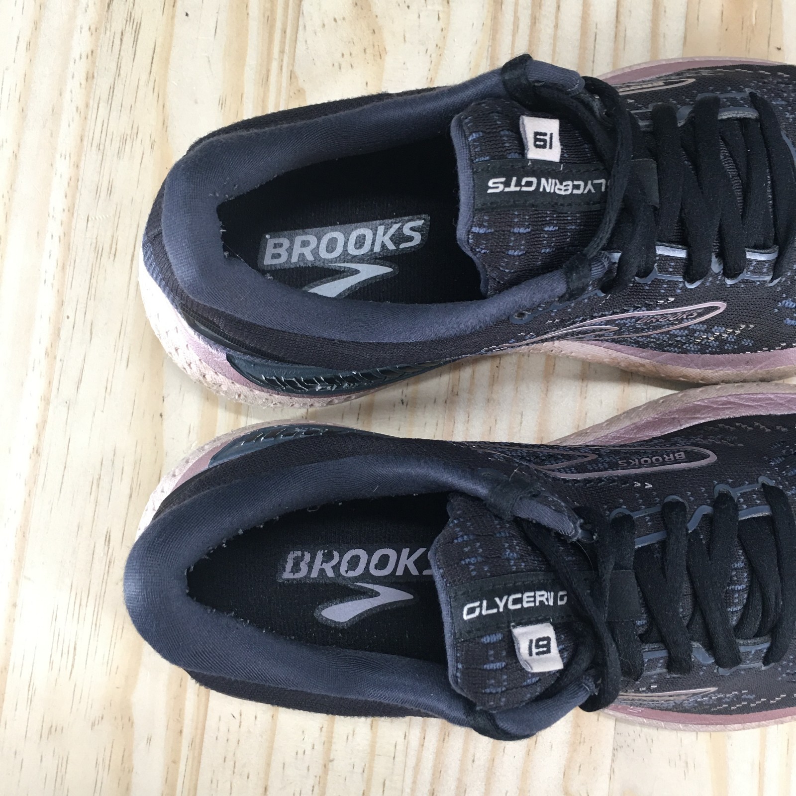 Brooks Shoes Womens 7 Glycerin GTS 19 Running Sneakers 1203441B074 Black Pink