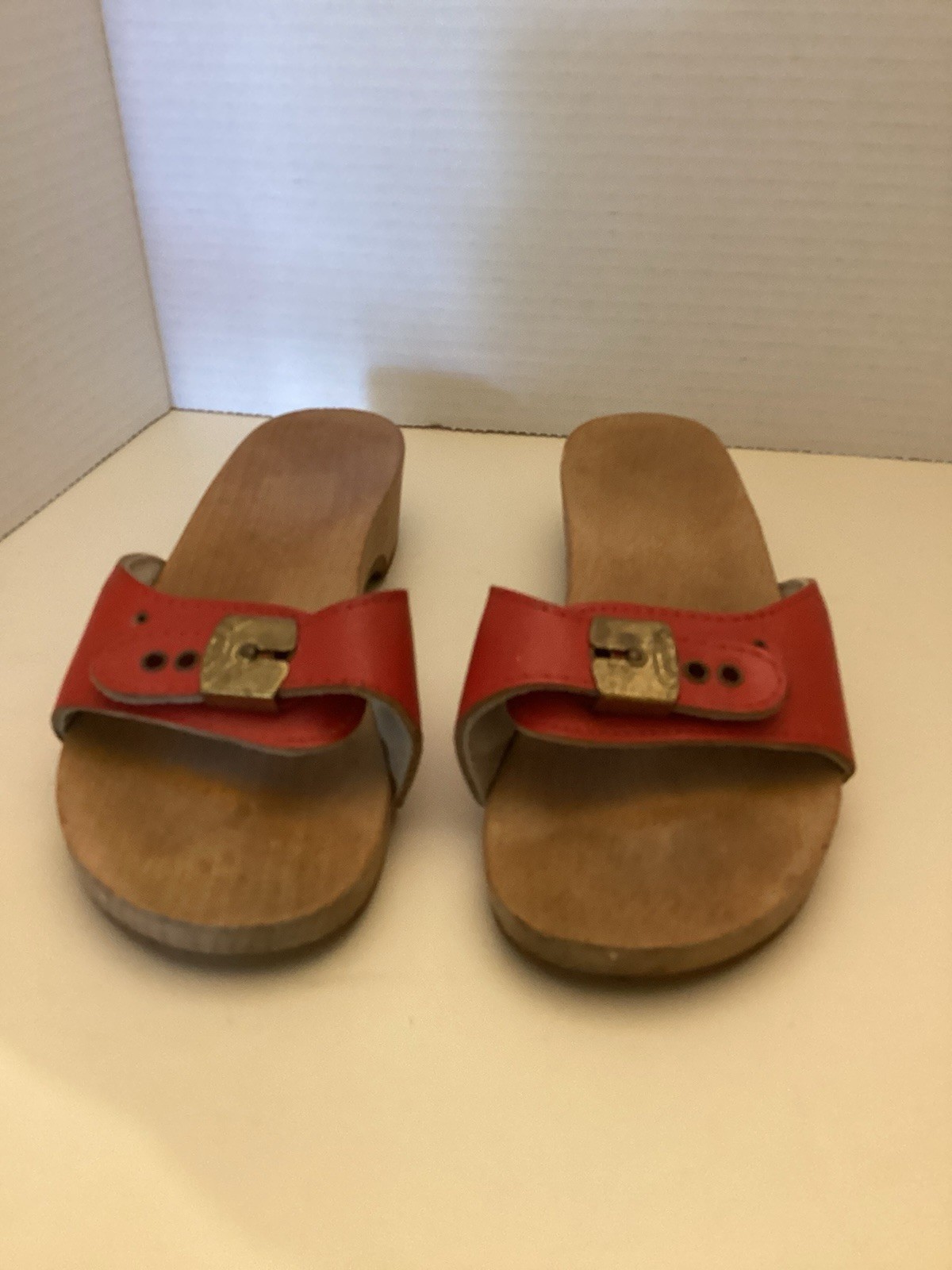 Dr Scholl’s Red & Wood Sandals Vintage 1970’s Size 5 Austria