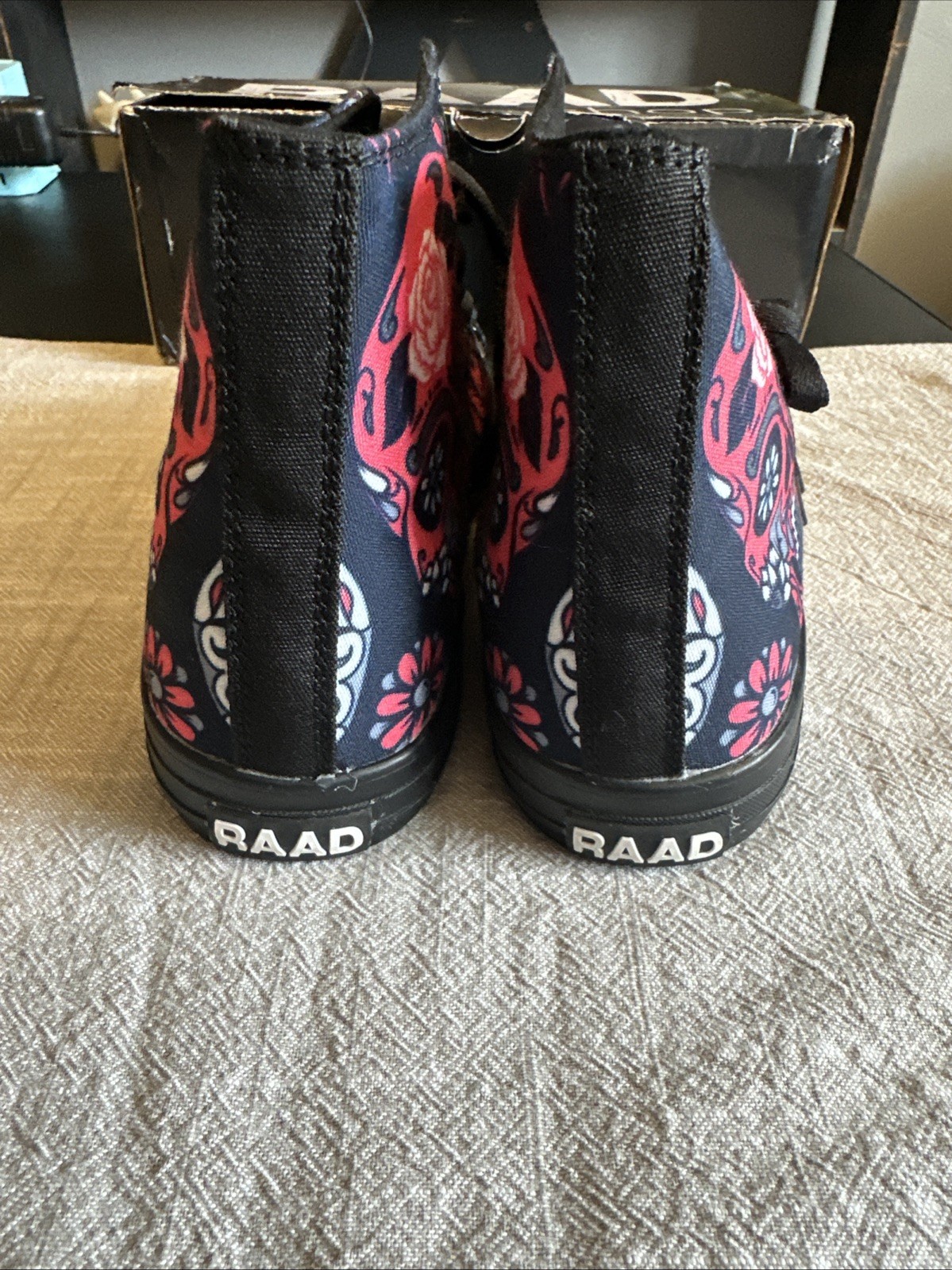 RAAD Sugar Skull Pattern Black And Pink High Top Sneakers New In Box