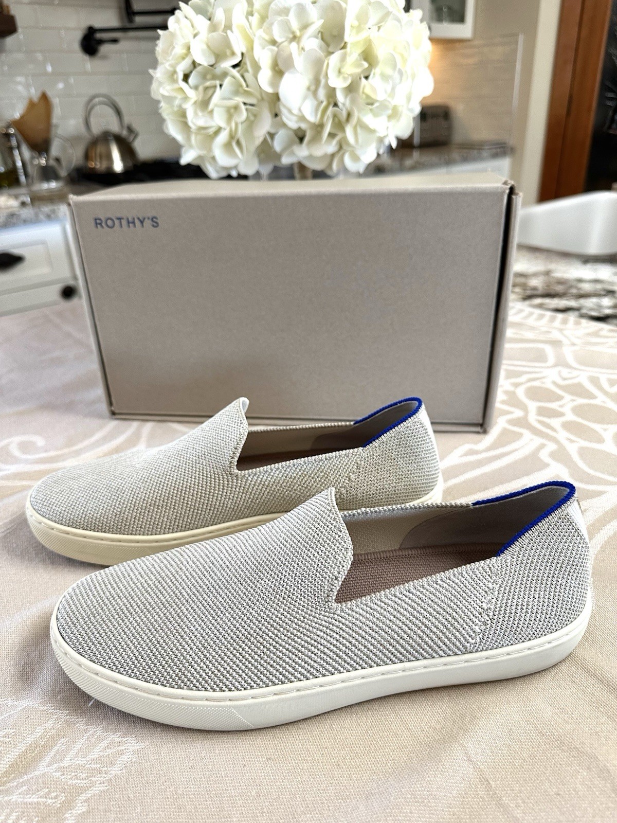 Rothy’s The Sneaker Diamond Twill Shimmer Slip On Shoes Women’s 9 w/ Box