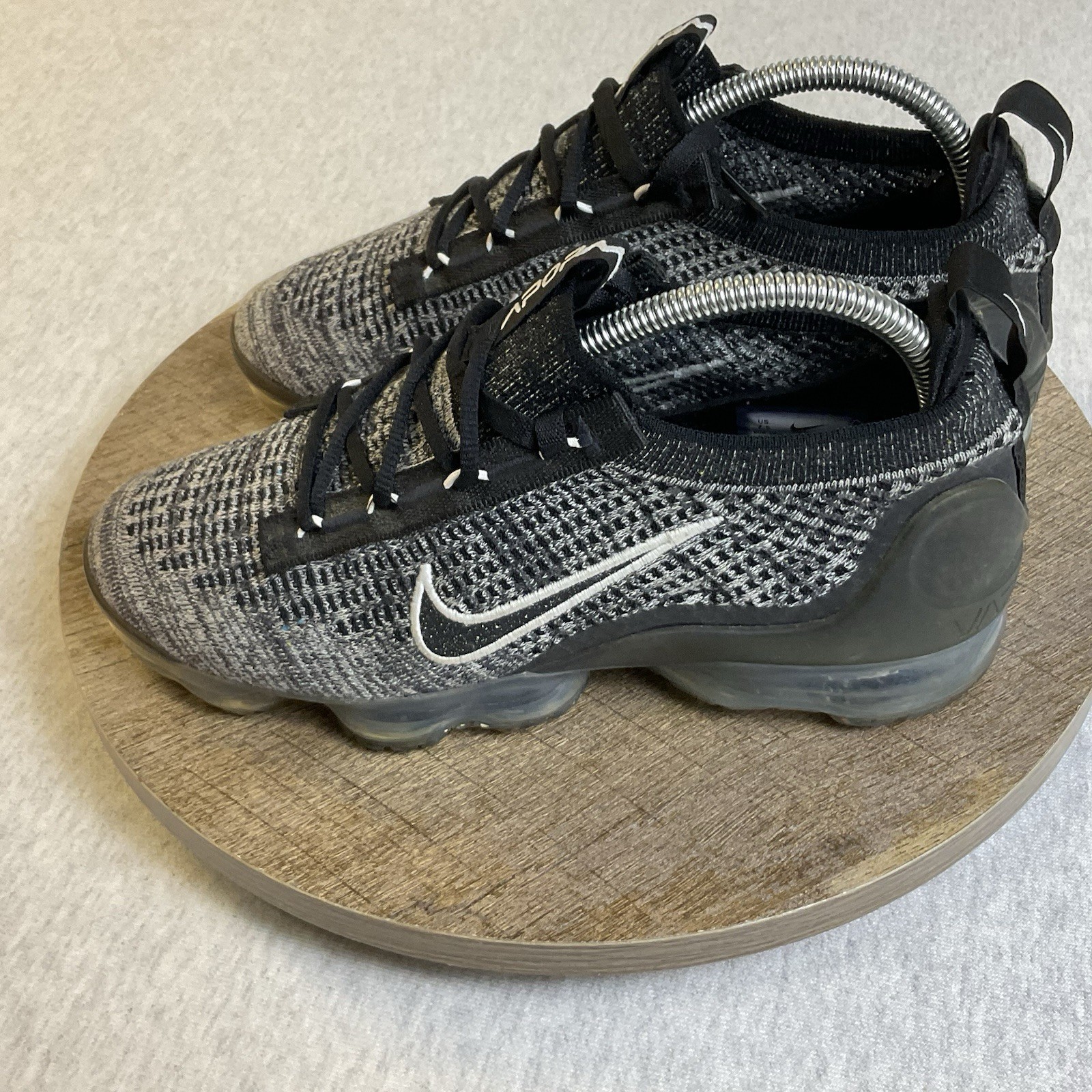 Nike Air Vapormax Sneakers Women’s 7.5 FlyKnit Running Sports Classic DH4088-003