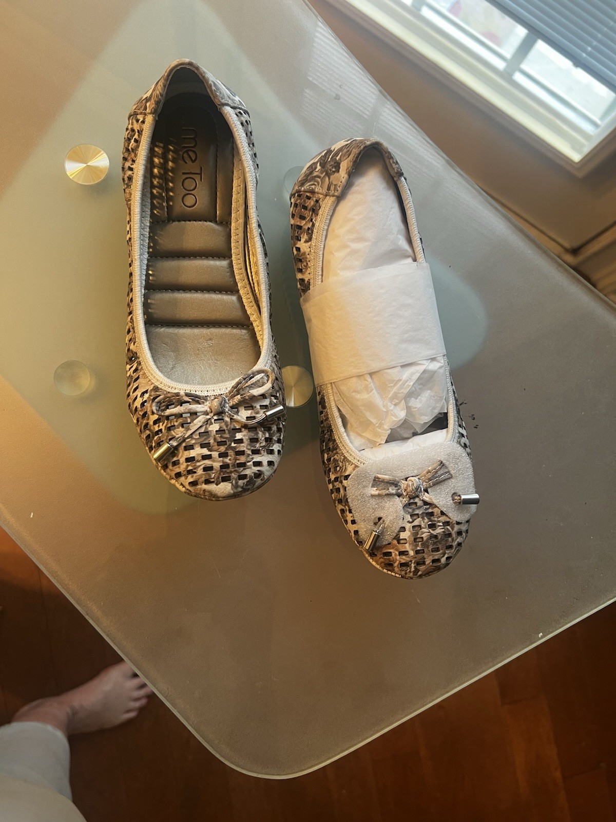 Me Too Women’s Ballet Flats Floral Bow Brown/White Synthetic Slip On Comfort 5.5