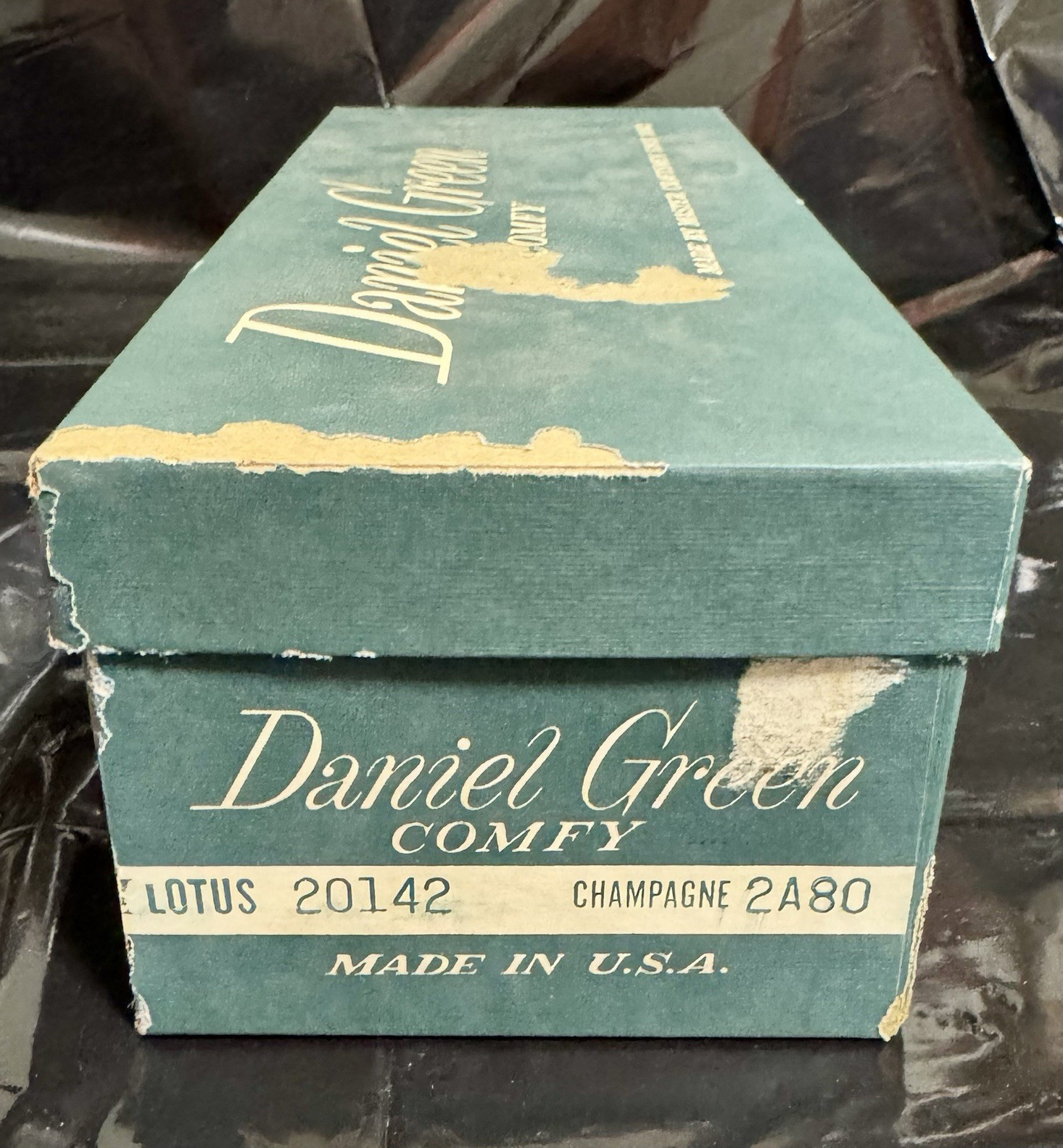 Vintage Daniel Green Lotus Floral Brocade House Slippers Champagne 2A80 8N 8