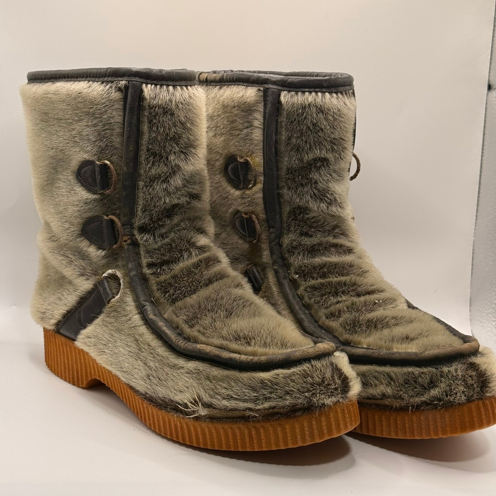 Vintage Drifters Faux Fur Winter Boots – Size 8 – AS IS / DAMAGE SEE PHOTOS