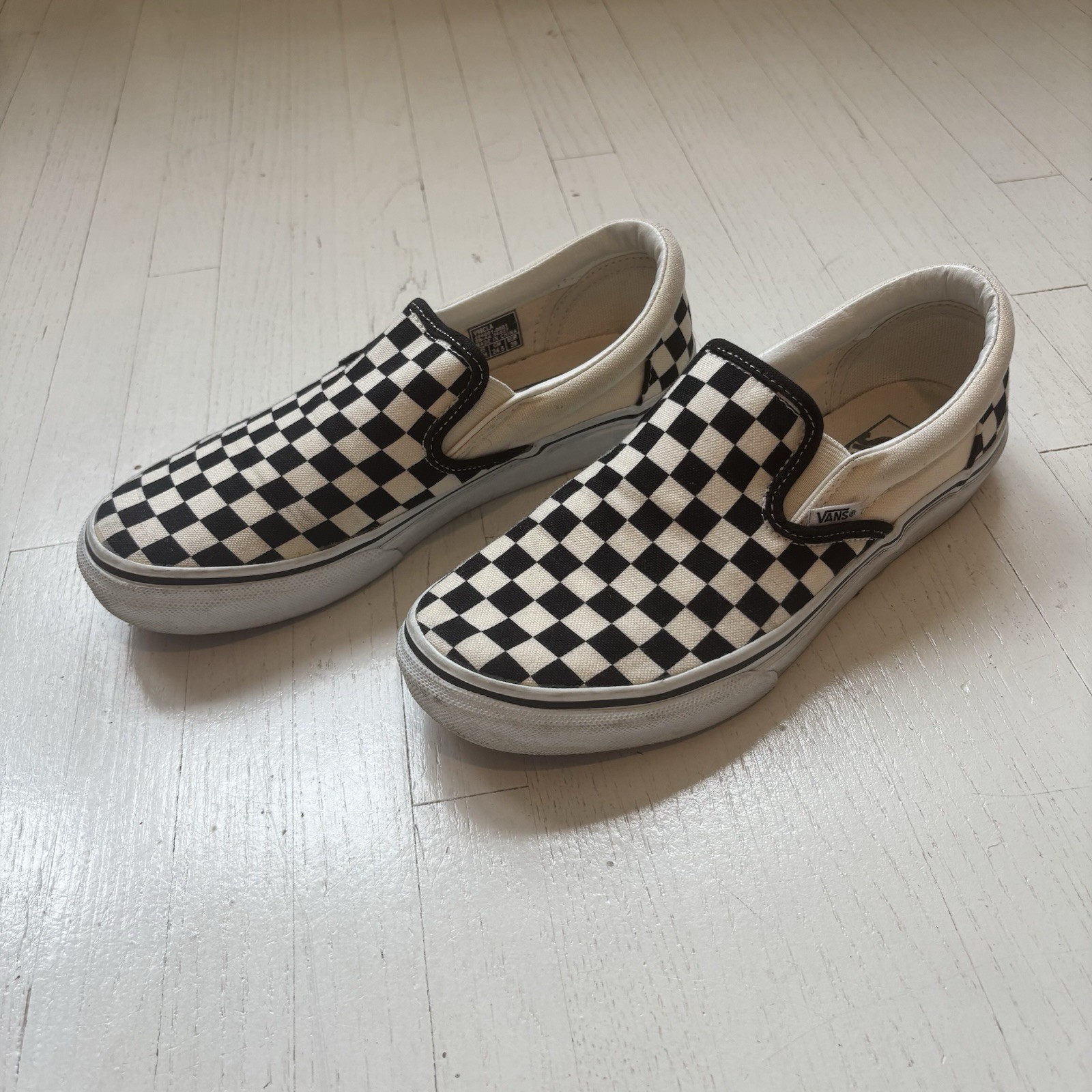 Vans Classic Checkerboard Slip-On Sneakers Women’s US 6.5 Black White