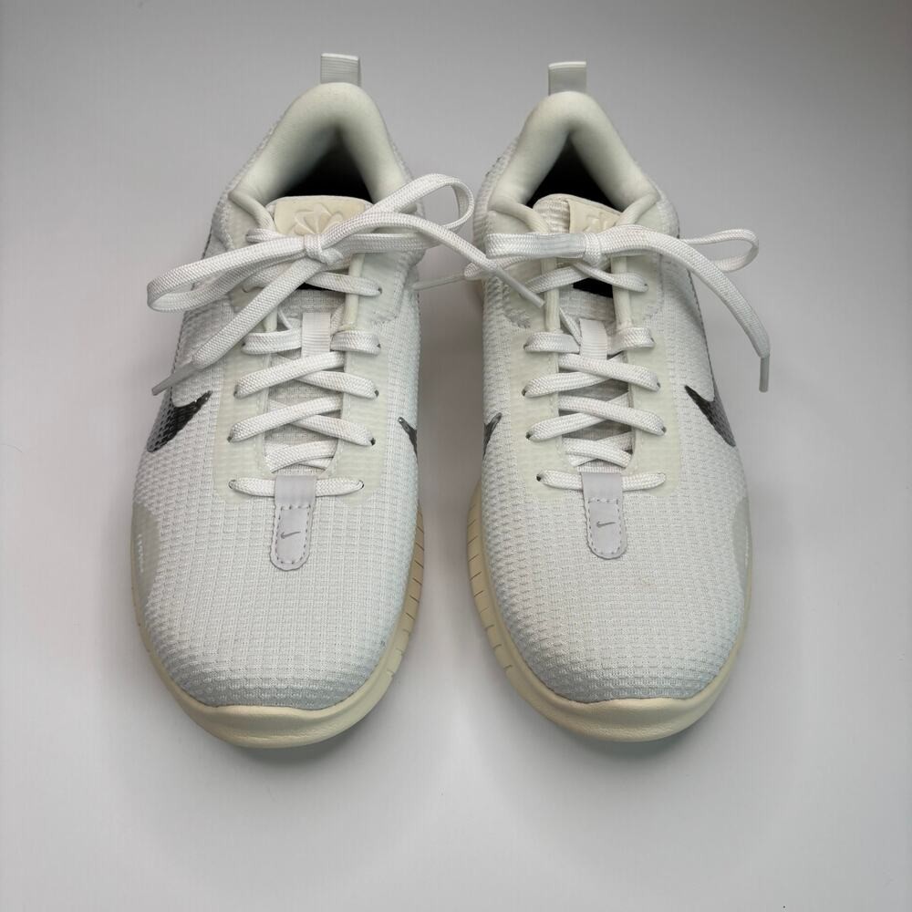 Nike Flex White Metallic Silver Women’s 7.5 Walking Running Shoes
