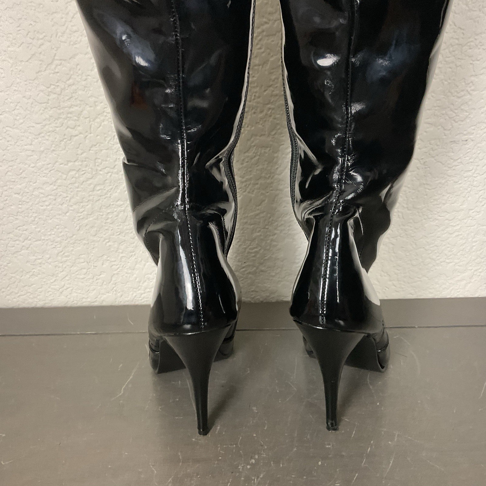 Pleaser Women’s Seduce-3010 Black Patent Thigh High Boots 5″ Stiletto Heel Sz 8