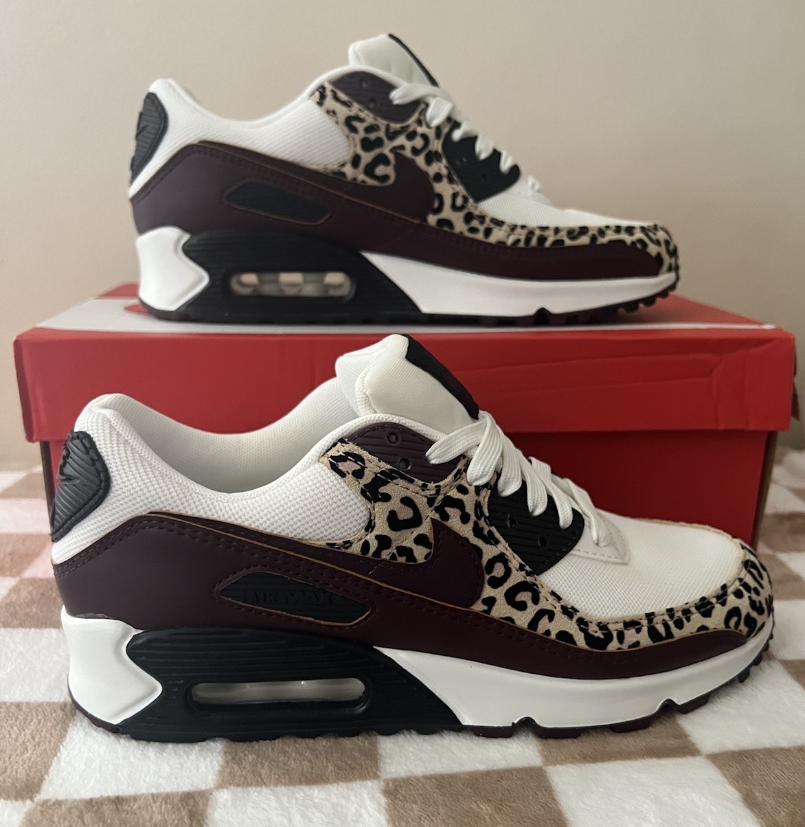Nike Air Max 90 SE Sneakers Burgundy/Leopard IF1619 102 Women’s Sz 7.5 BNIB