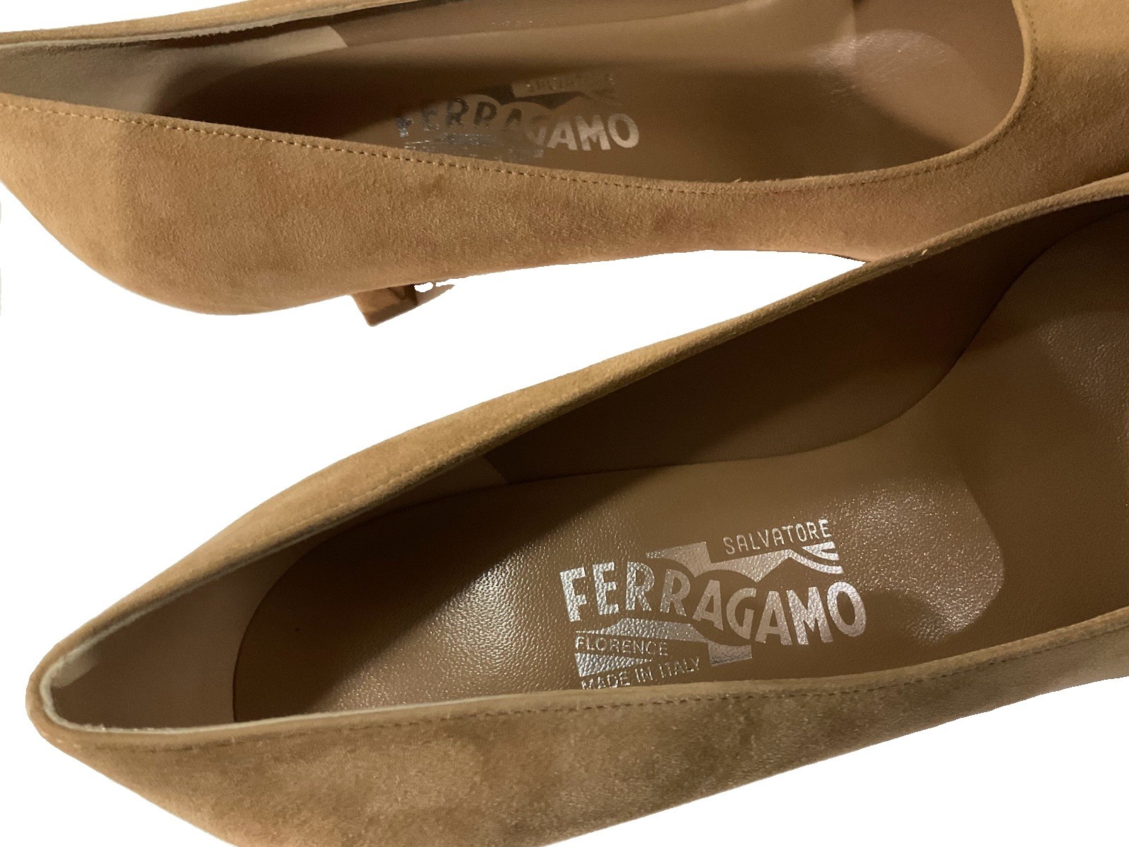 salvatore ferragamo women Camel Suede Pointed Toe Pumps Size 9