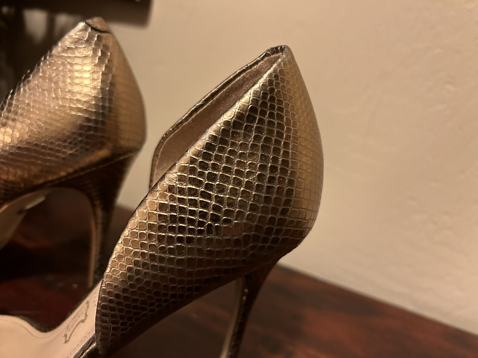 Buffalo London Heels~Metallic Bronze Stiletto Shoes~4.25 heel~Leather~EU 39 US 8