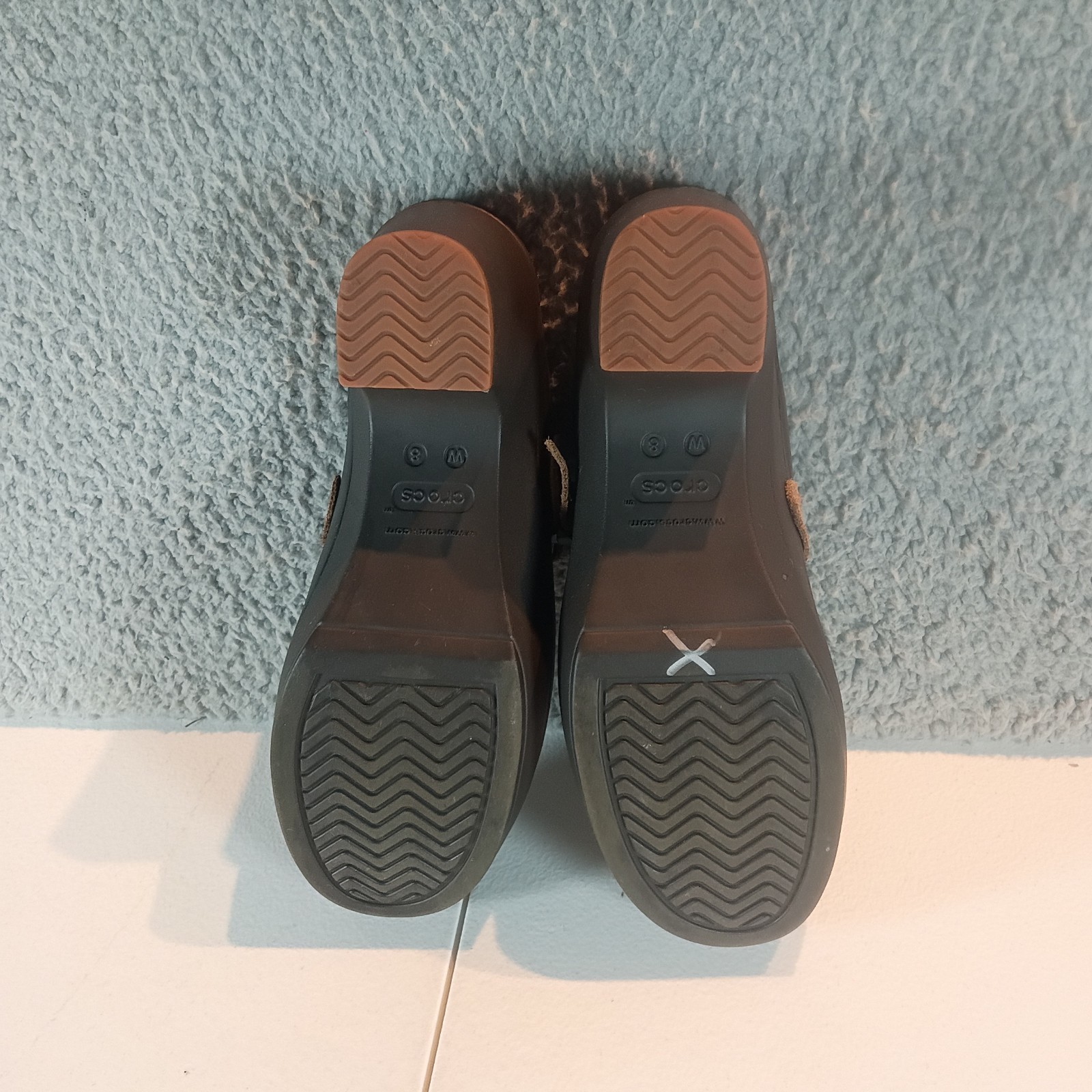 Crocs Sarah Clog Brown Expresso Buckle Mules Women size 8 Leather Strap
