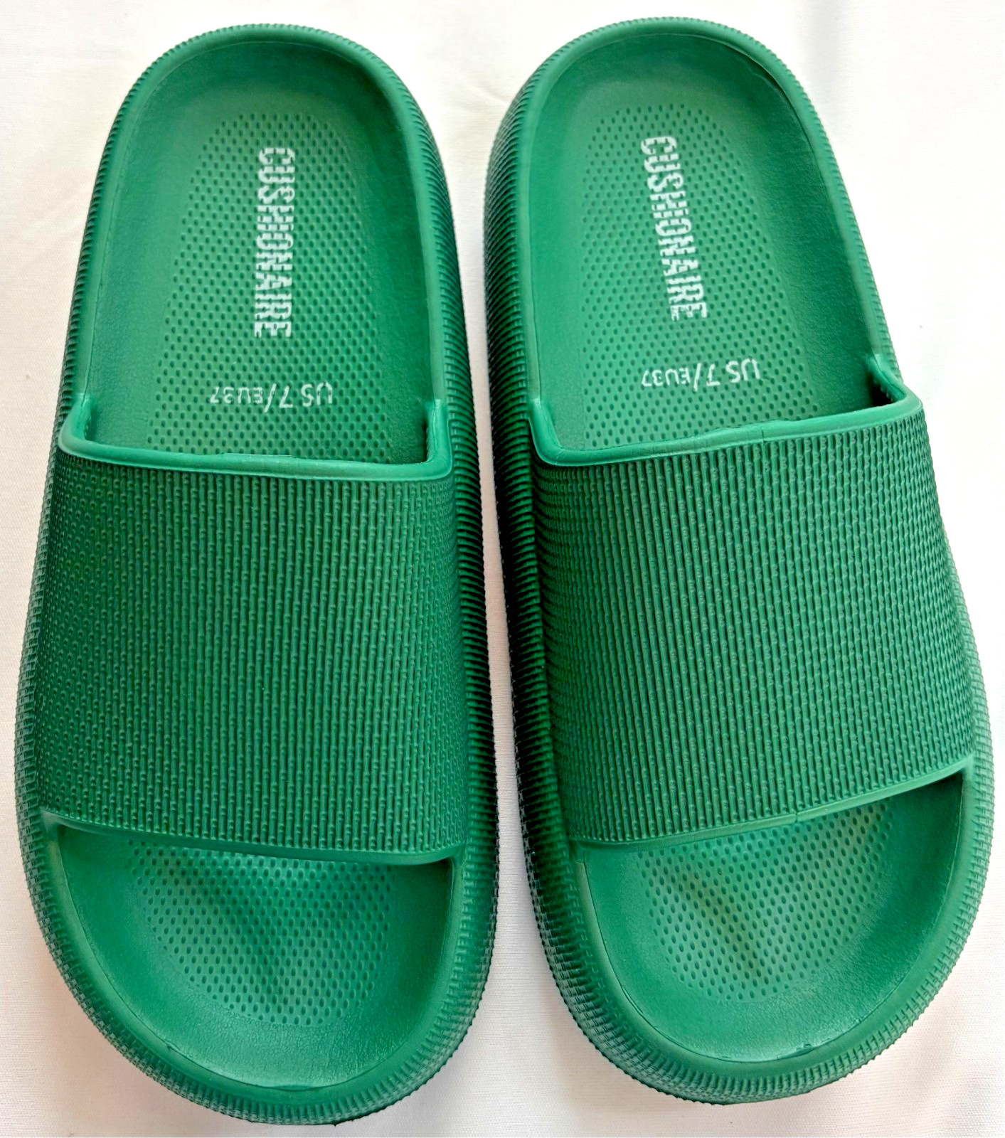 Cushionaire Feather Cloud Recovery Slides Green Womens 7 Comfort Sandals