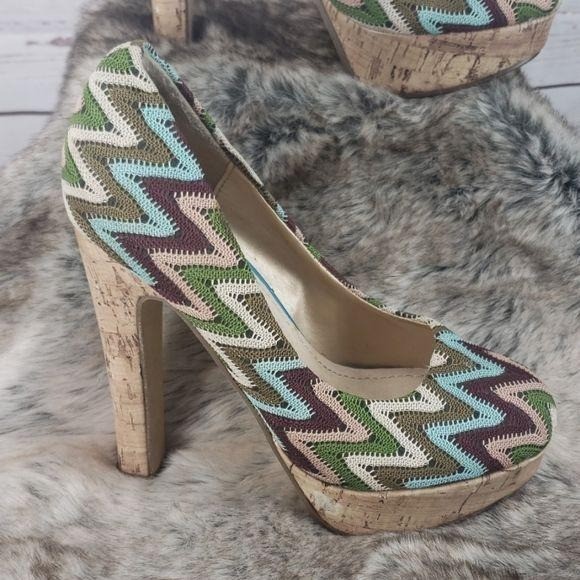 Diba Girl Chevron Print Cork Platform Heels Size 6.5M Multicolor Green Beige Bro