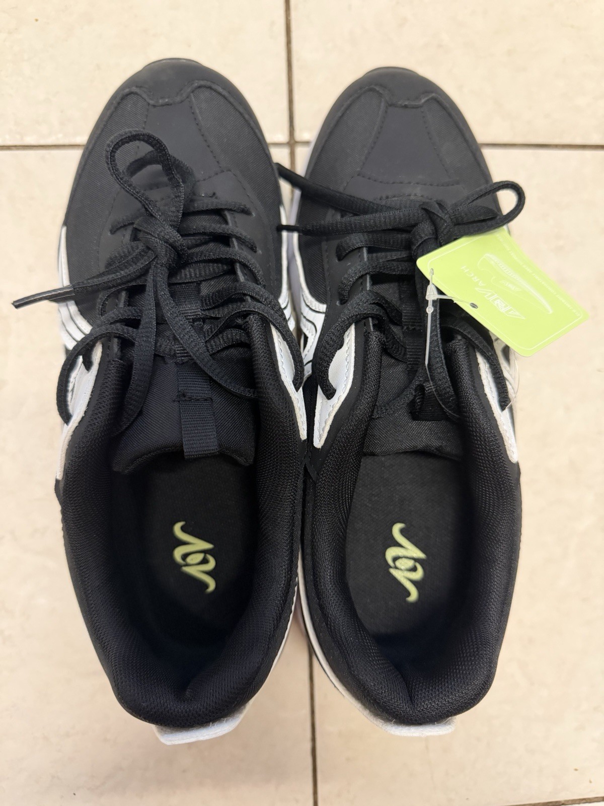 AOV Arch Women’s Athletic Running/Walking Lightweight Sneaker Size 8.5 N w/o Box