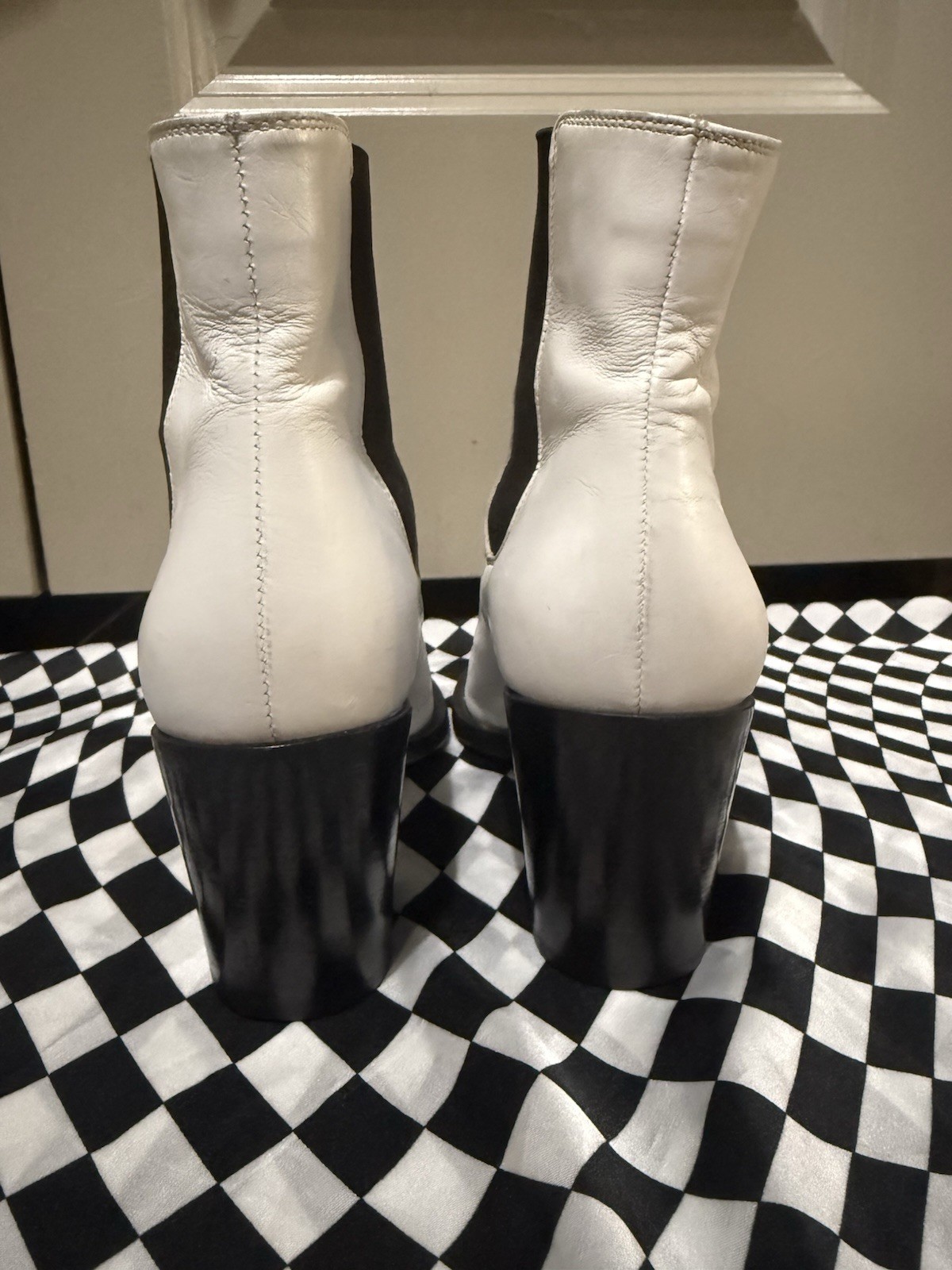 Gianvito Rossi Chelsea Romney Calfskin Boots