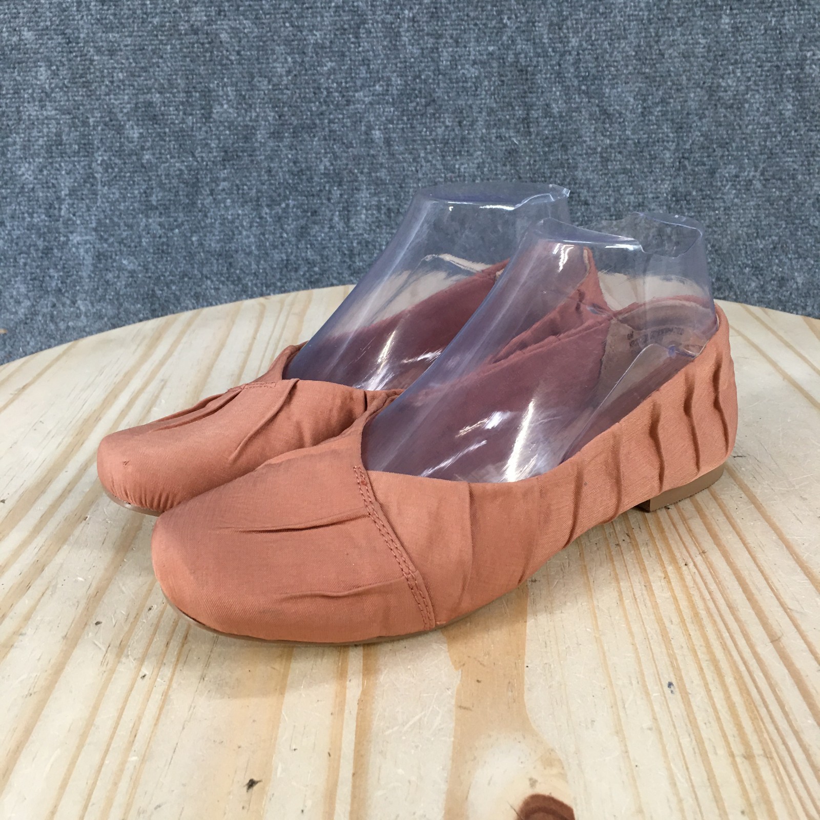 Korks Shoes Womens 6 M Palmer Casual Slip On Pleated Ballet Flats Orange Fabric