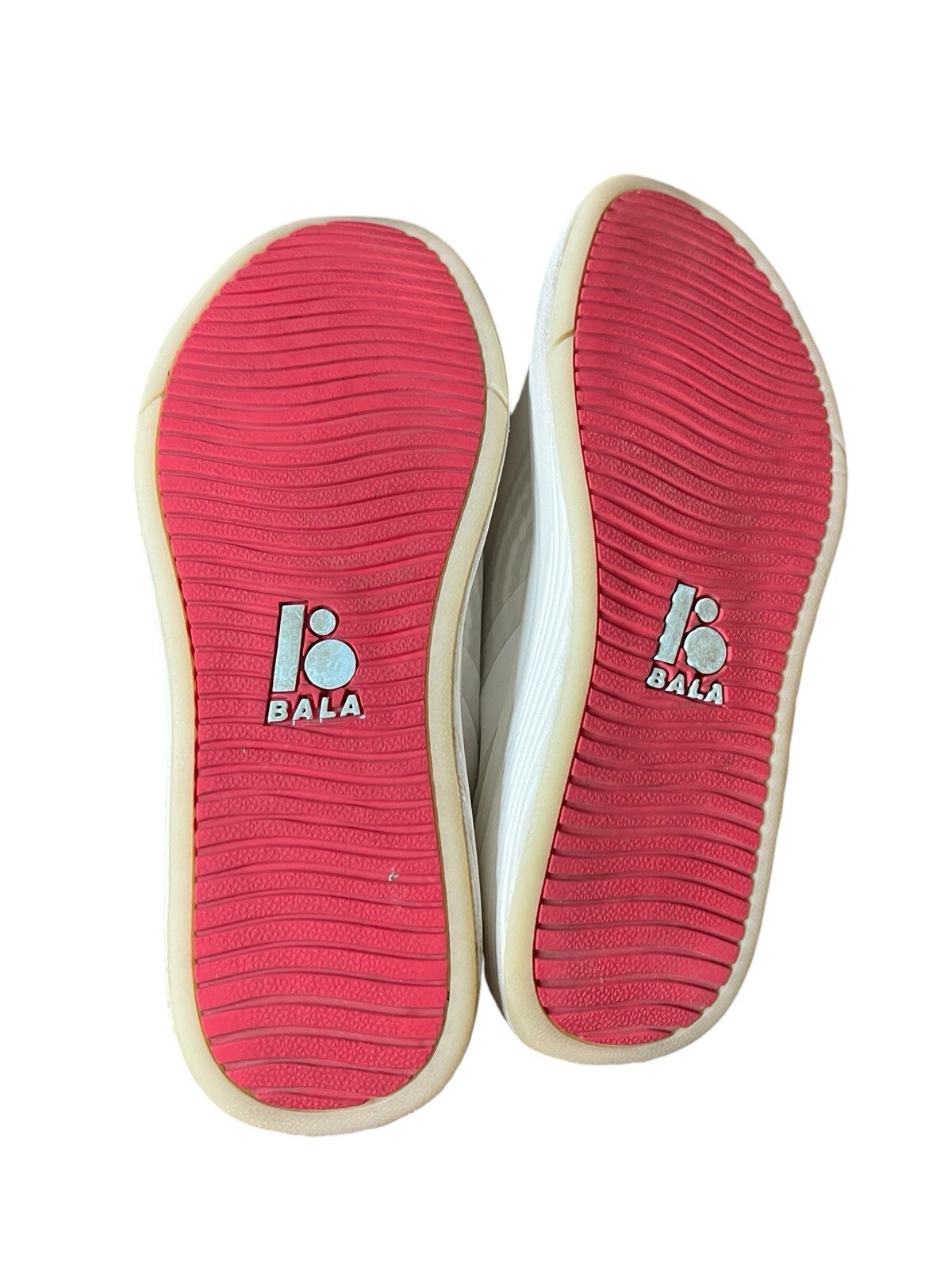 Bala Twelves FLOW 12 all white Healthcare Shoes Men 7 Women 8 WFNW-1201 Nurse