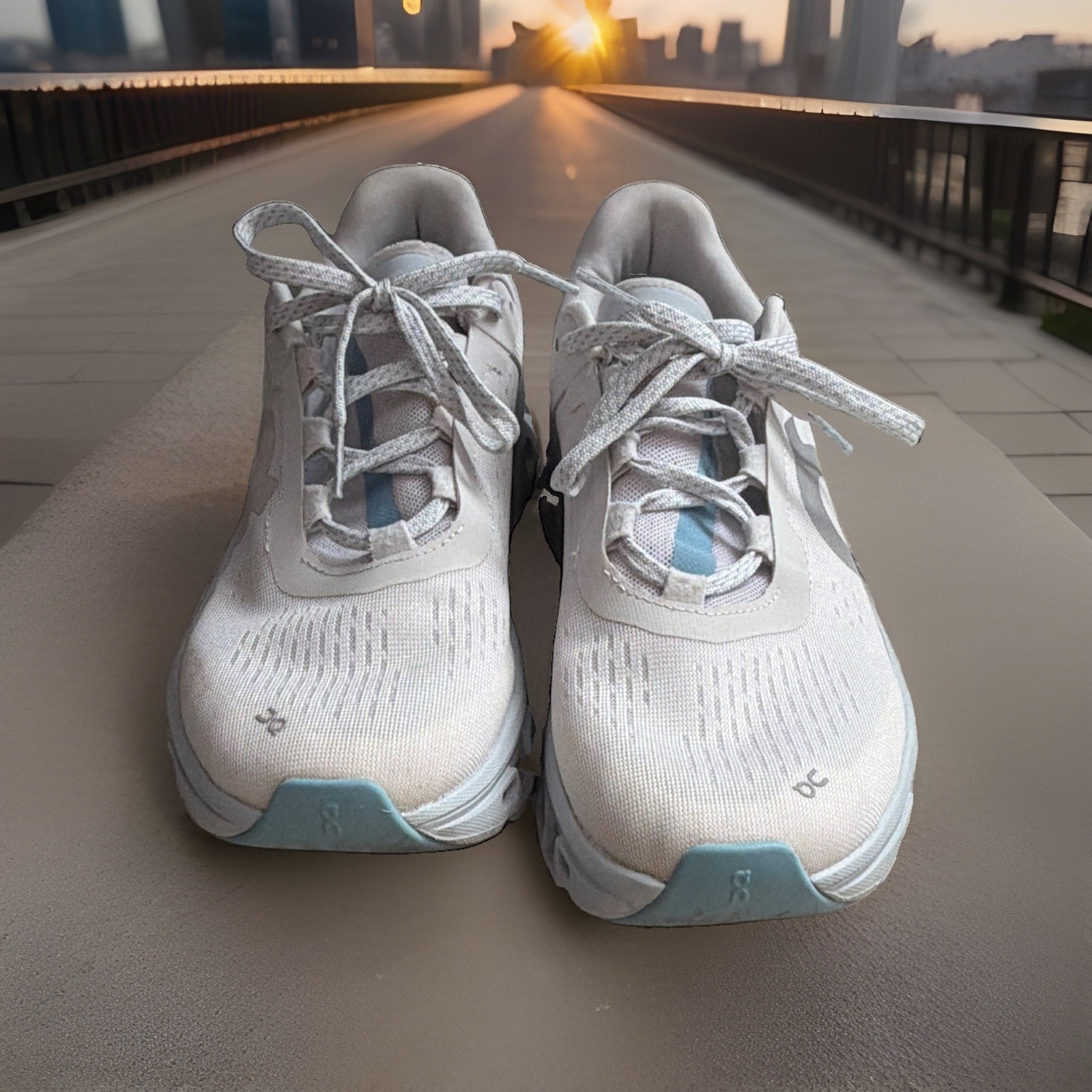 On Cloud Monster Women’s White/Light Blue Comes with Original Box