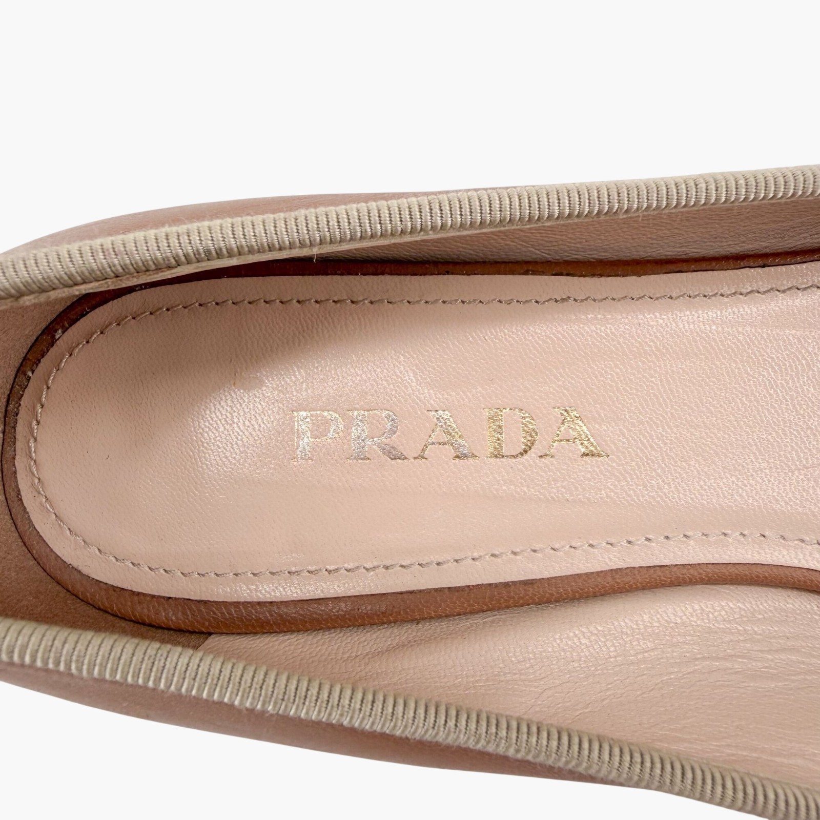 Prada Beige Black Cap Toe Logo Ballet Flats Leather Size 38 US 8 Women Two Tone