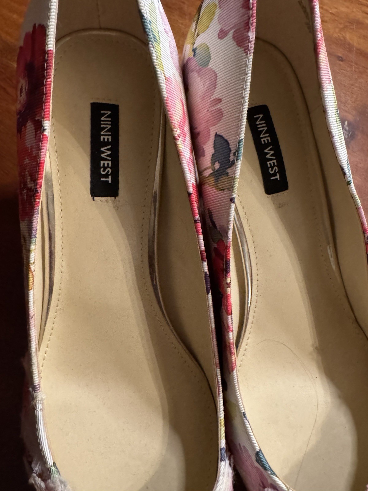 Nine West Women’s Pink Floral Print Fabric Pointed Toe Pump Heels Sz 10M