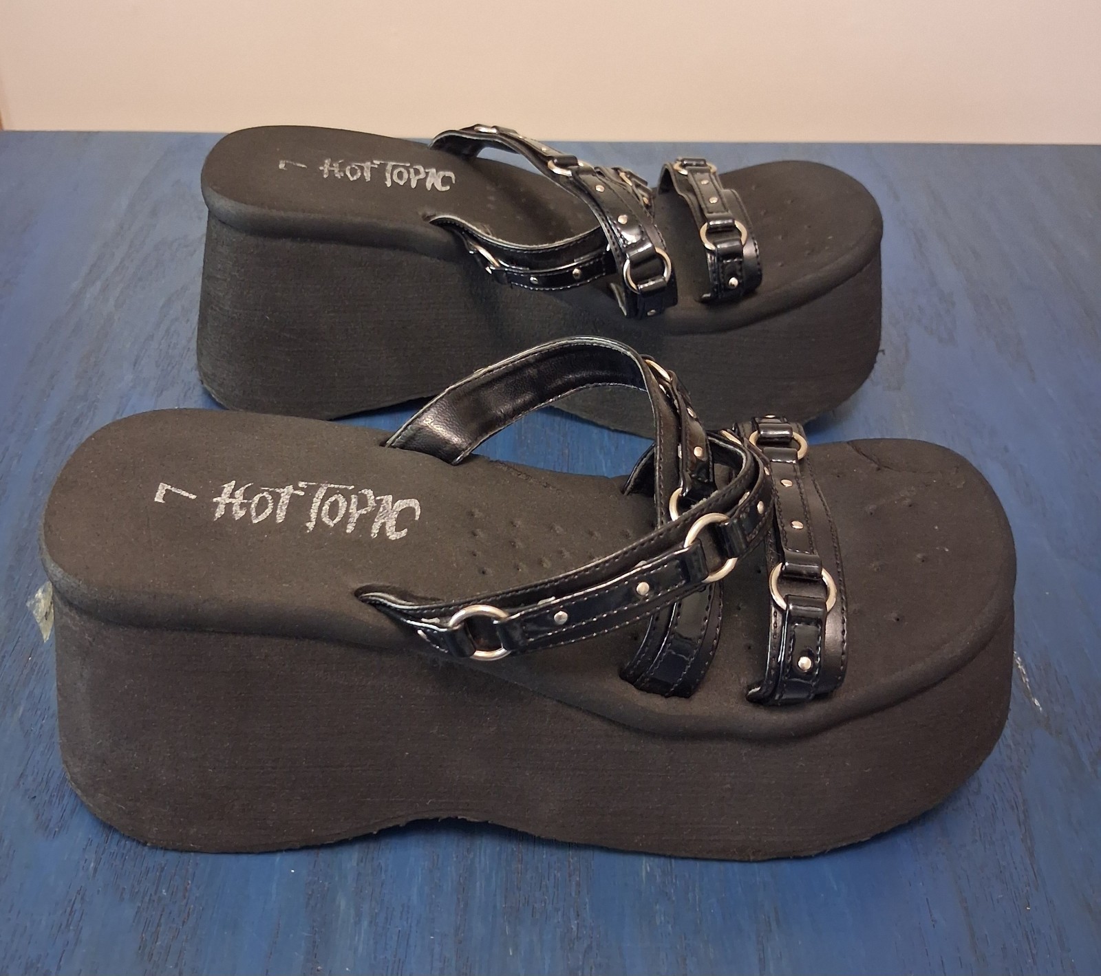 Vintage Y2K Hot Topic Platform Sandals Chunky Wedge Black Strap O-Ring Size 7