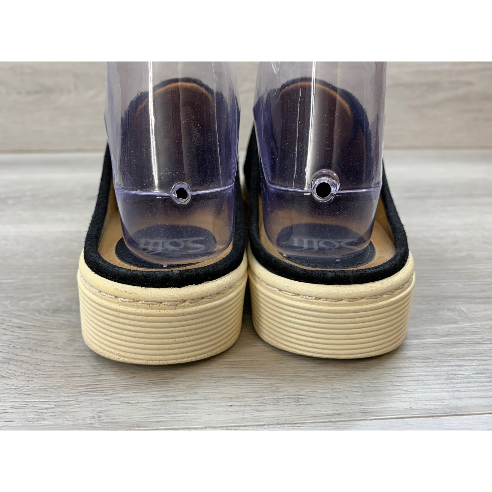 Sofft Women’s Black Snakeskin Leather Slip On Mule Sneakers Casual Comfort 6.5