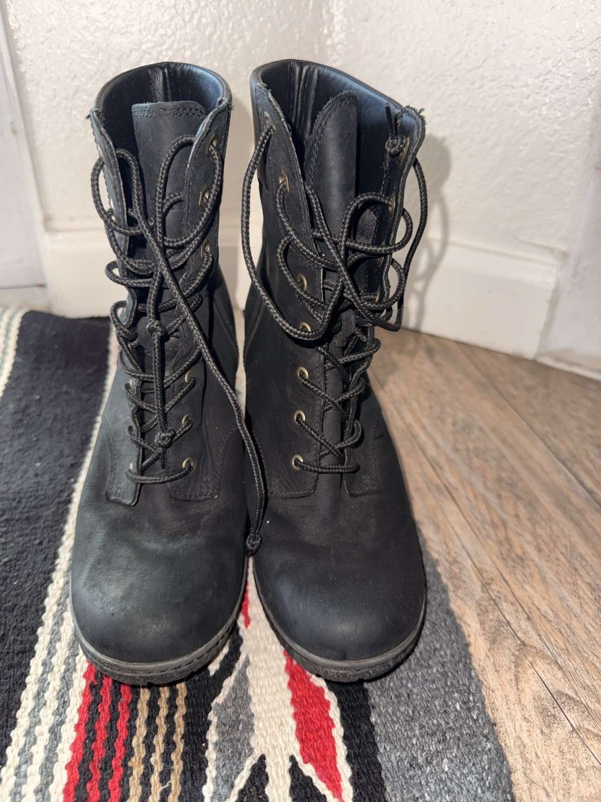 Timberland Women’s Black Leather Lace-Up Ankle Bootie Block Heel 8.5