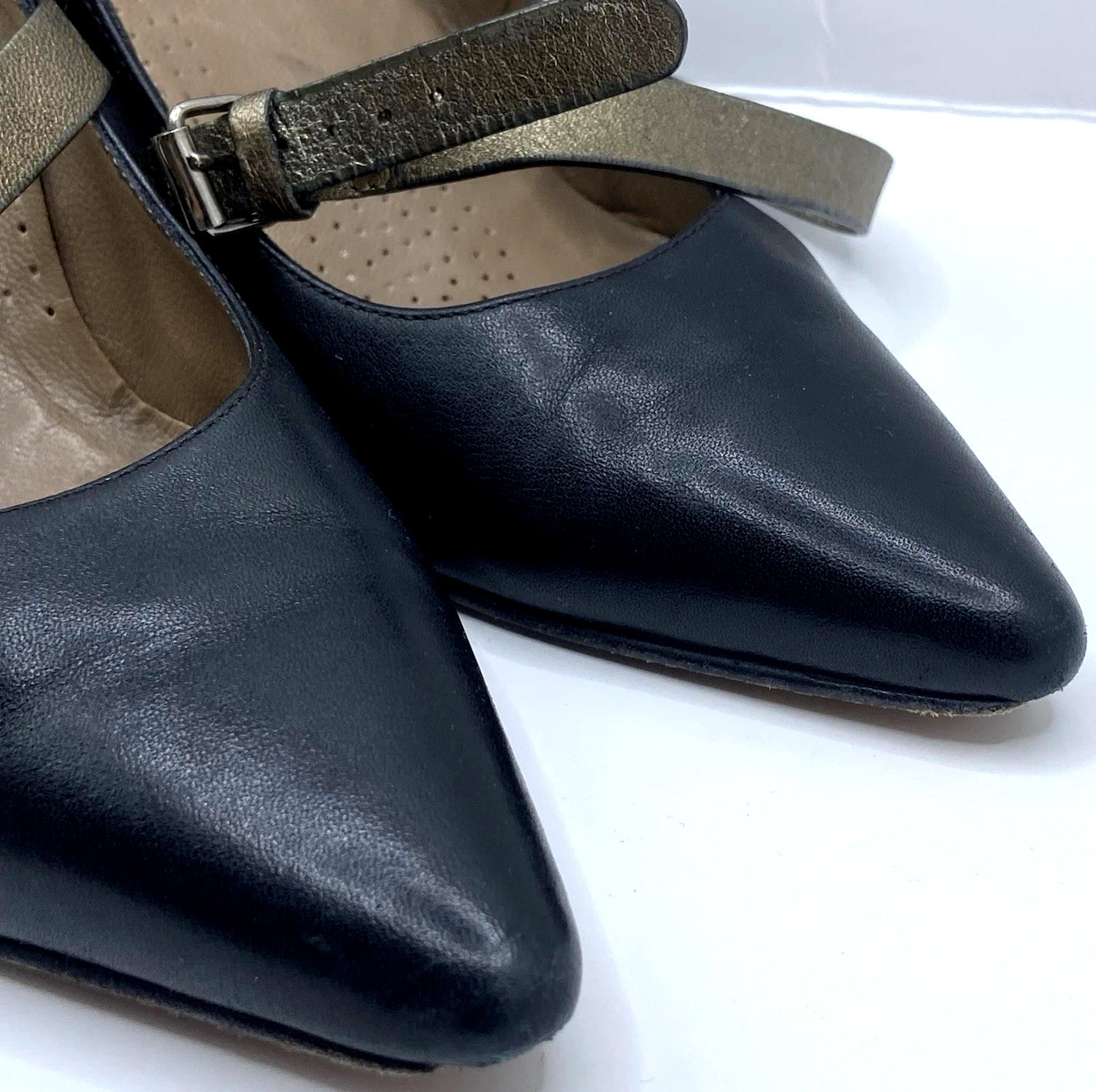 Anyi Lu Italy Black Leather Pointed Toe Ankle Strap Pumps Heels EU 38 US 7.5