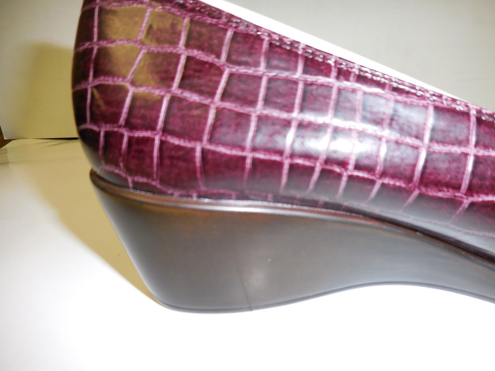 Women’s Aerosoles Final Exam Dark Red Croco 177 Sizes: 5-10